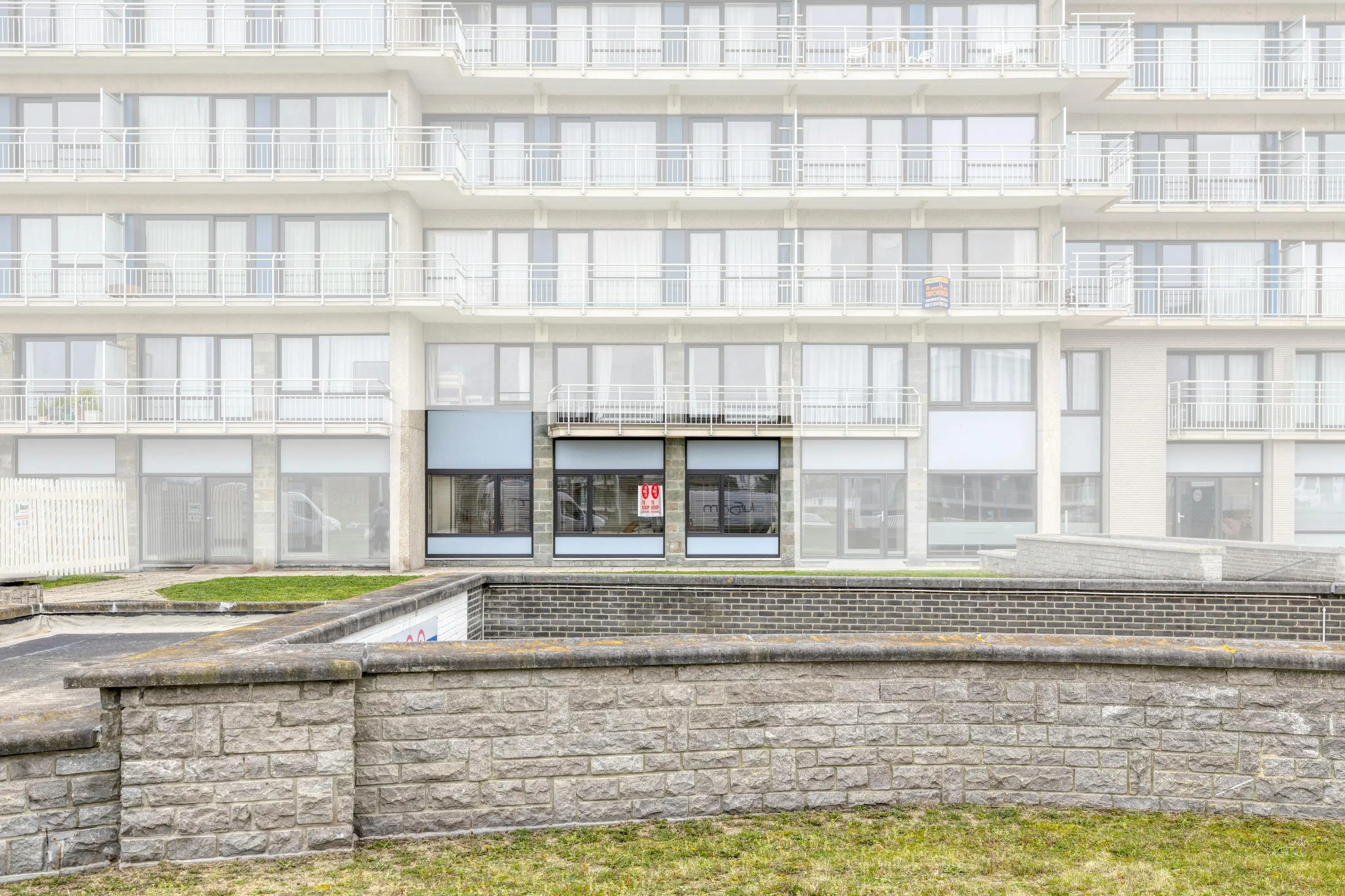 Appartement met drie slaapkamers te koop in Oostduinkerke! foto 15