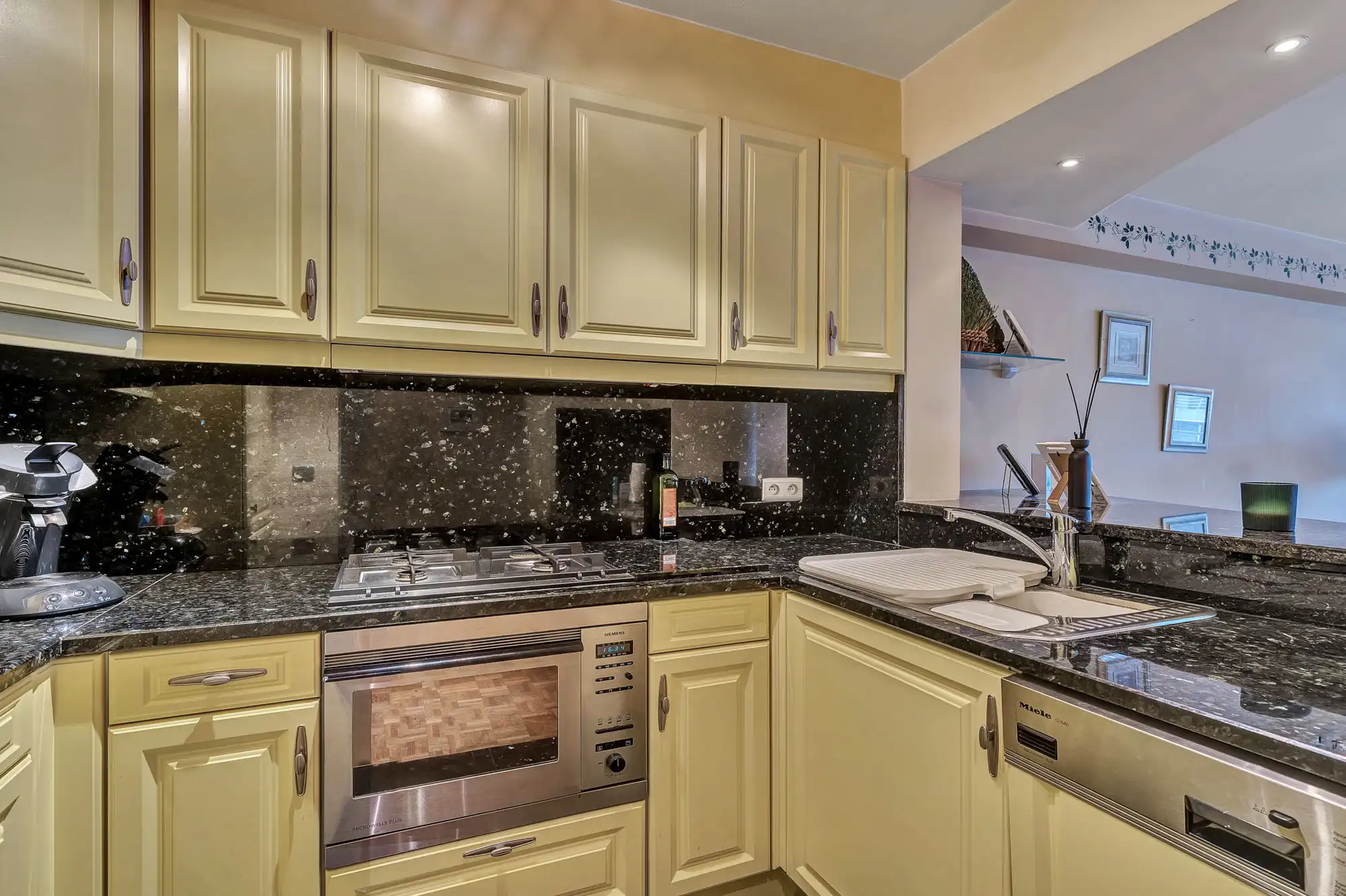 Prachtig appartement met 2 slpks op absolute toplocatie! foto 8