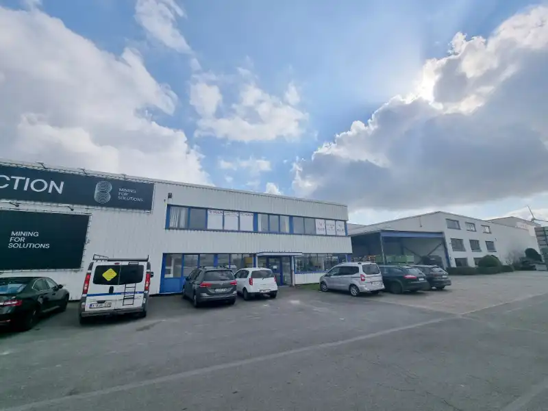 Magazijn en kantoorruimtes te huur foto 4