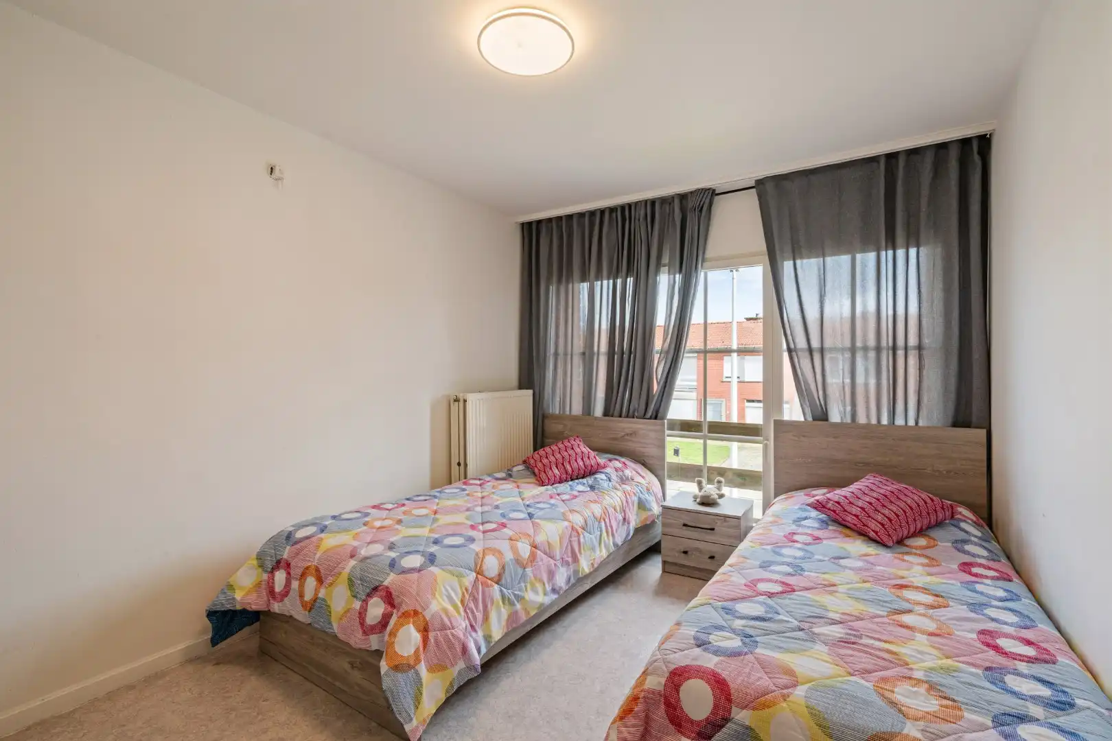 Instapklare woning met 4 slaapkamers, zonnige tuin en garage met oprit in Dadizele foto 13