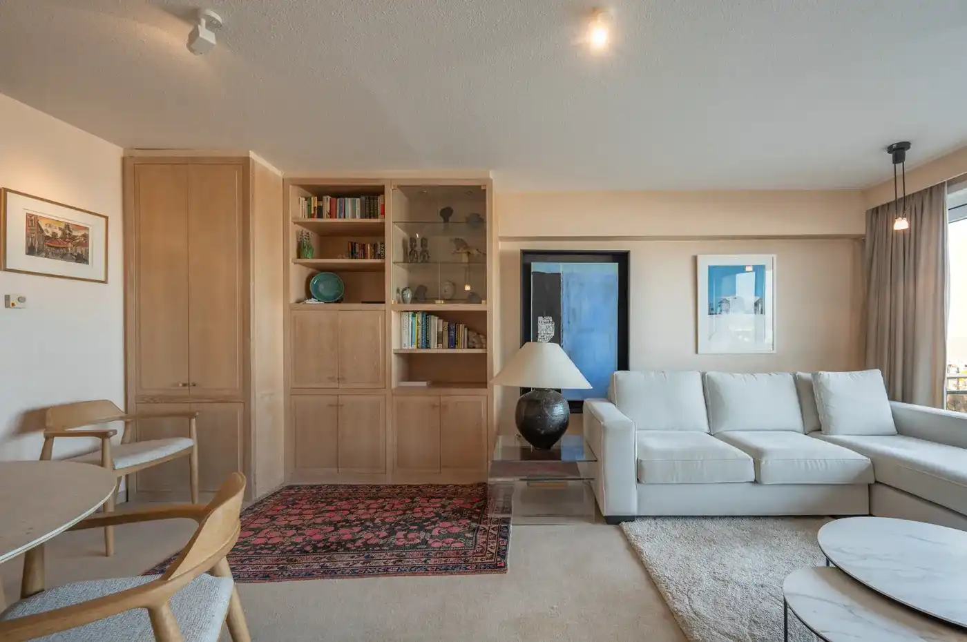 Te renoveren appartement gelegen op een fantastische locatie op de zeedijk. foto 8