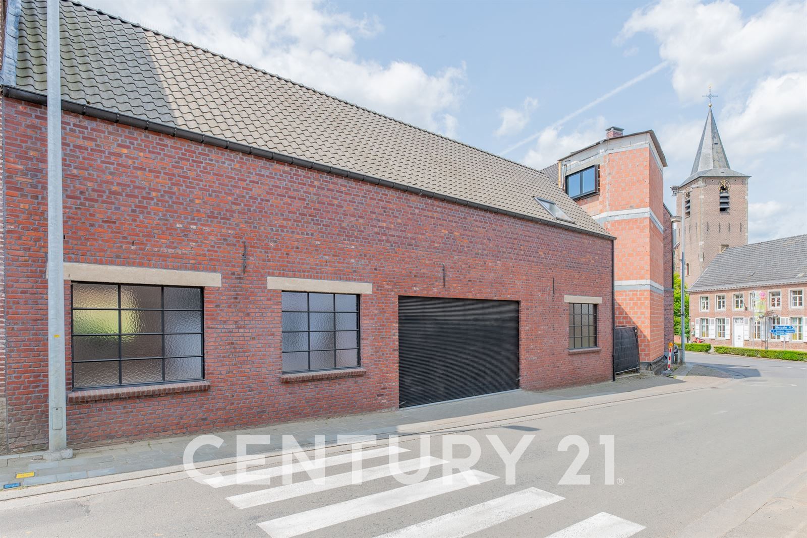 Herenhuis met enorm potentieel foto 2