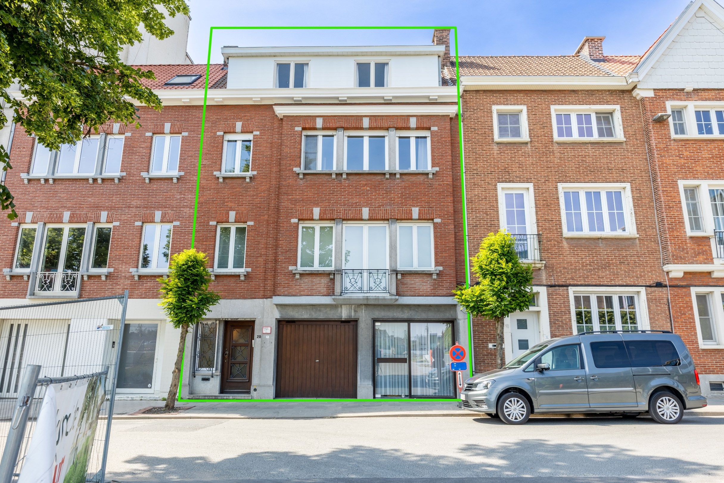 IMPOSANTE HERENWONING MET MOGELIJKHEDEN foto {{pictureIndex}}