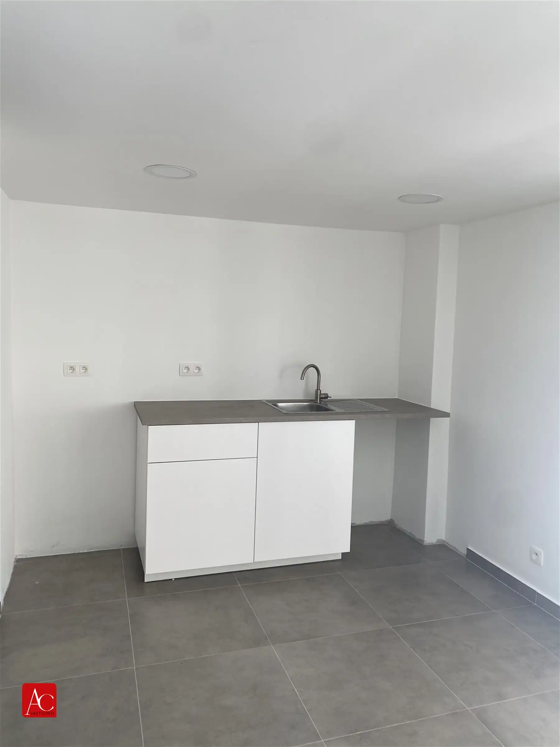 Commercieel handelspand in hartje Sint-Niklaas foto 6