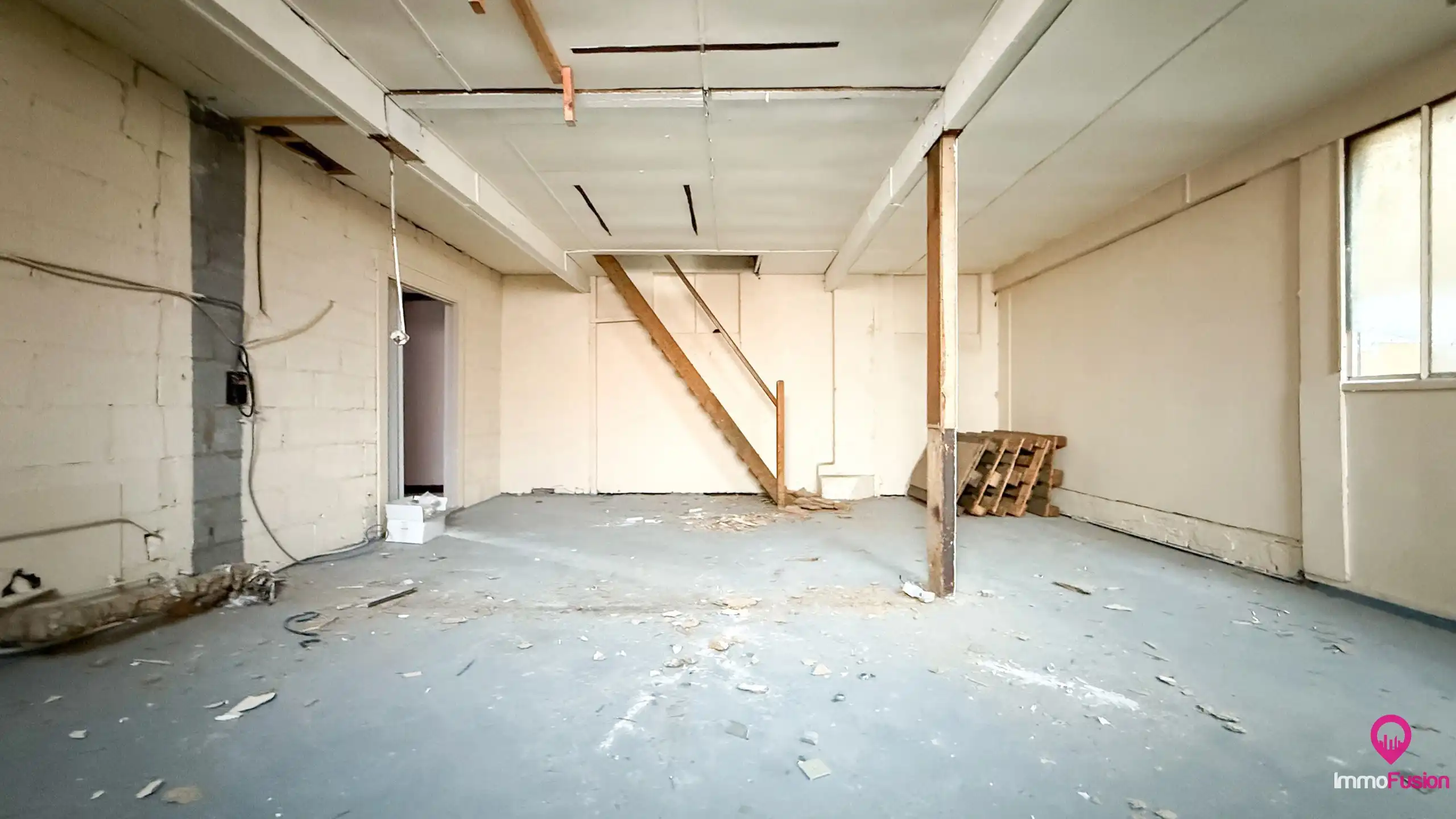 Ruim handelspand op toplocatie met woonmogelijkheid in Diest foto 28