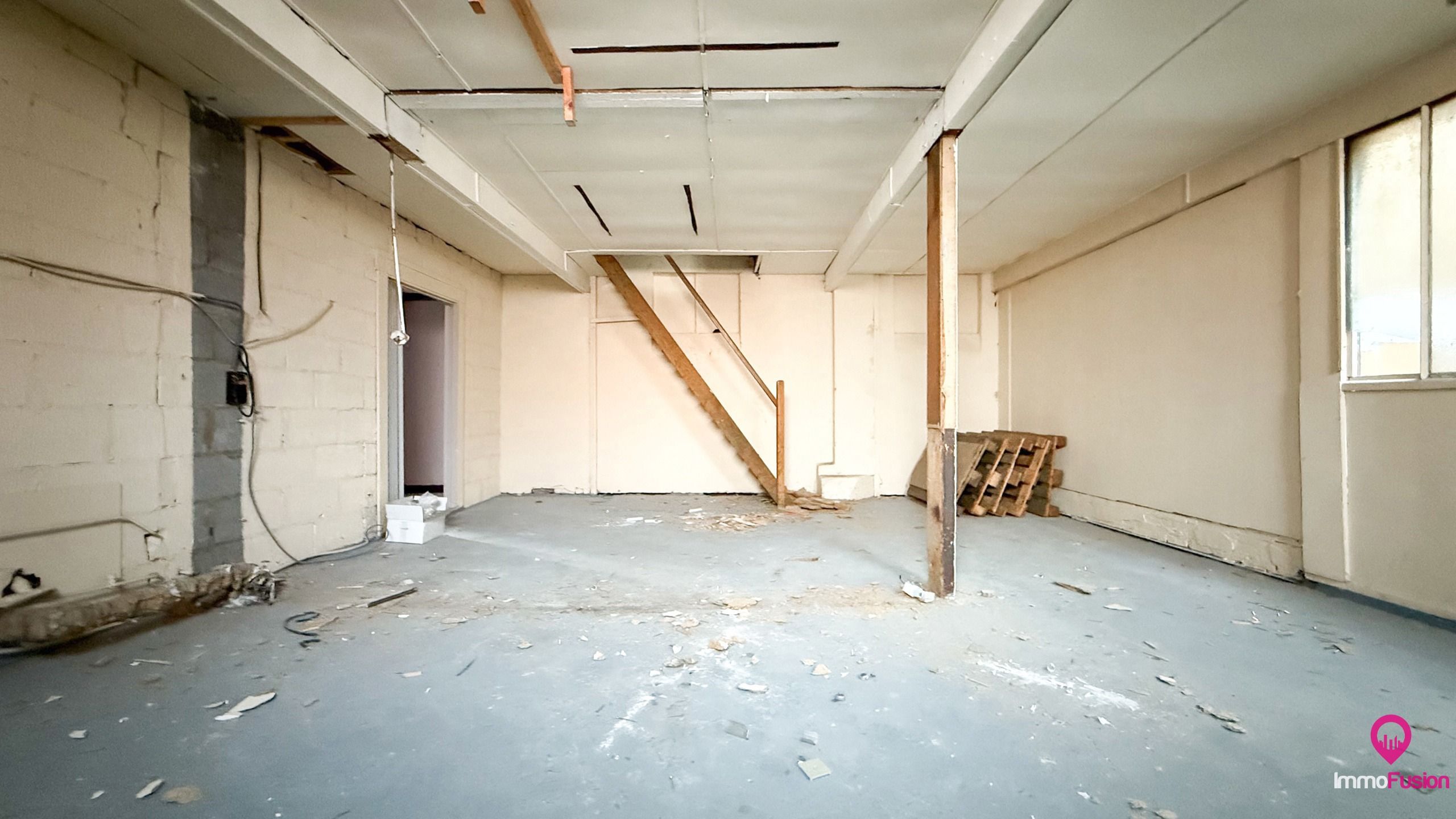 Ruim handelspand op toplocatie met woonmogelijkheid in Diest foto 28