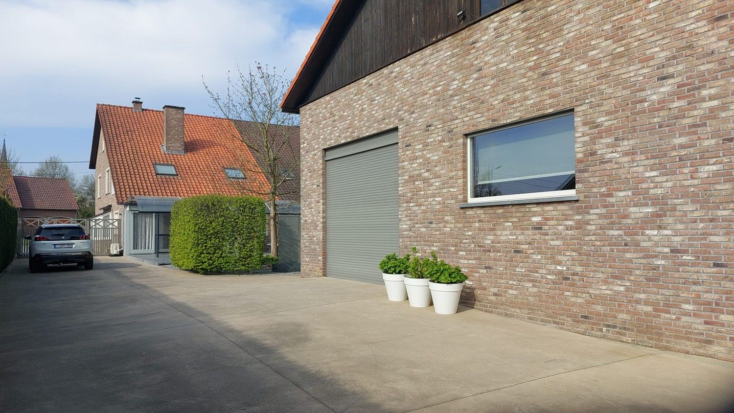 Ruime, residentieel gelegen woning met werkplaats foto 46