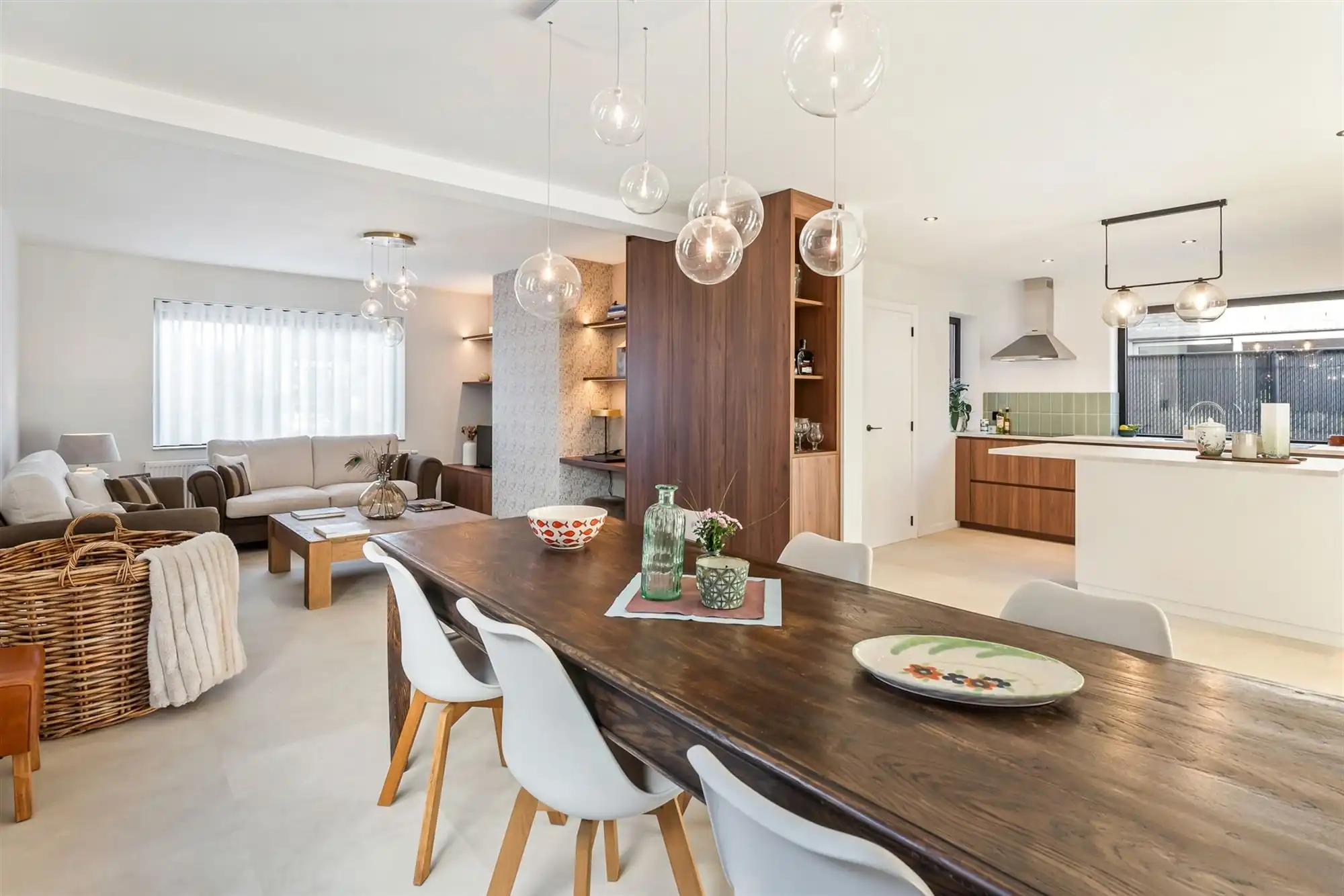 COMPLEET GERENOVEERDE WONING OP PERCEEL VAN BIJNA 9 ARE VLAK BIJ ZOLDER CENTRUM, OMGEVEN DOOR GROEN. foto 6