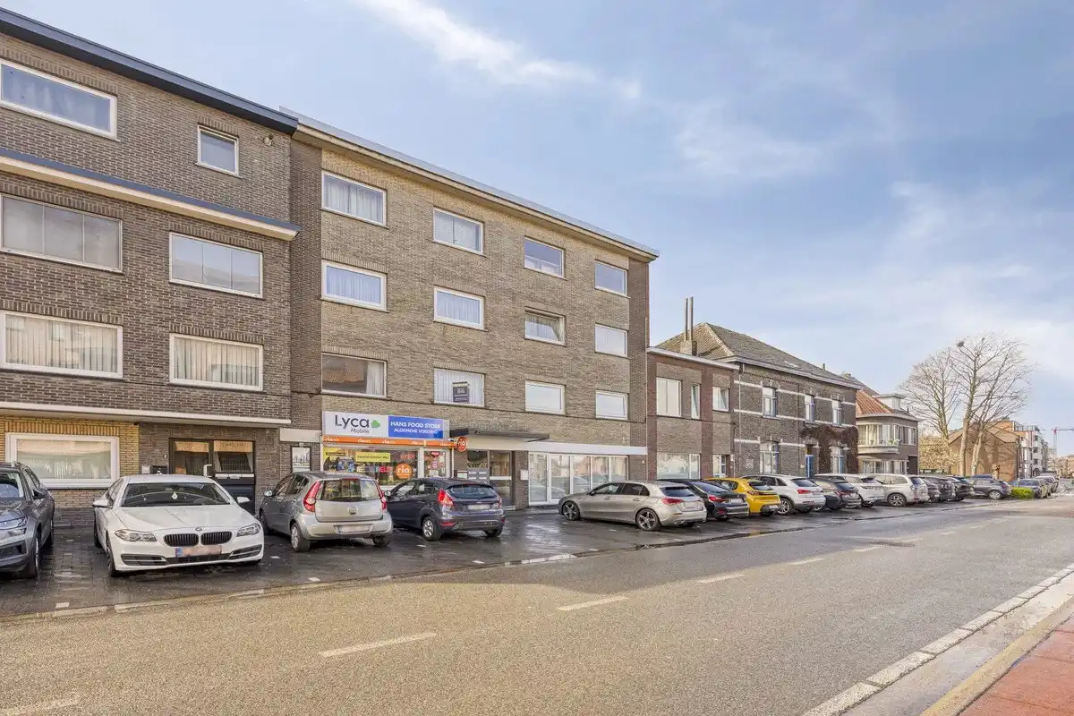 TE RENOVEREN APPARTEMENT MET 2 SLPK'S IN KURINGEN (HASSELT) foto 4