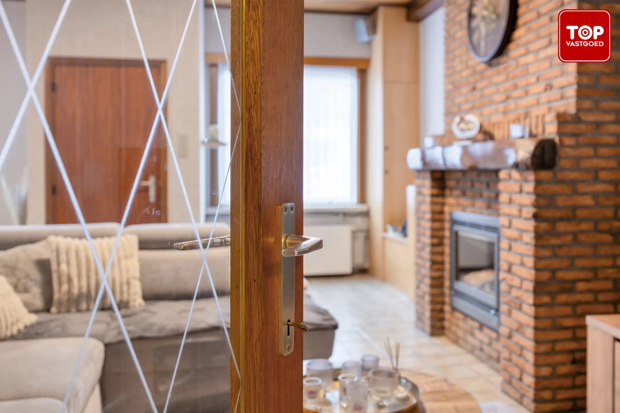 Instapklare woning met 3 slaapkamers en garage.  foto 3