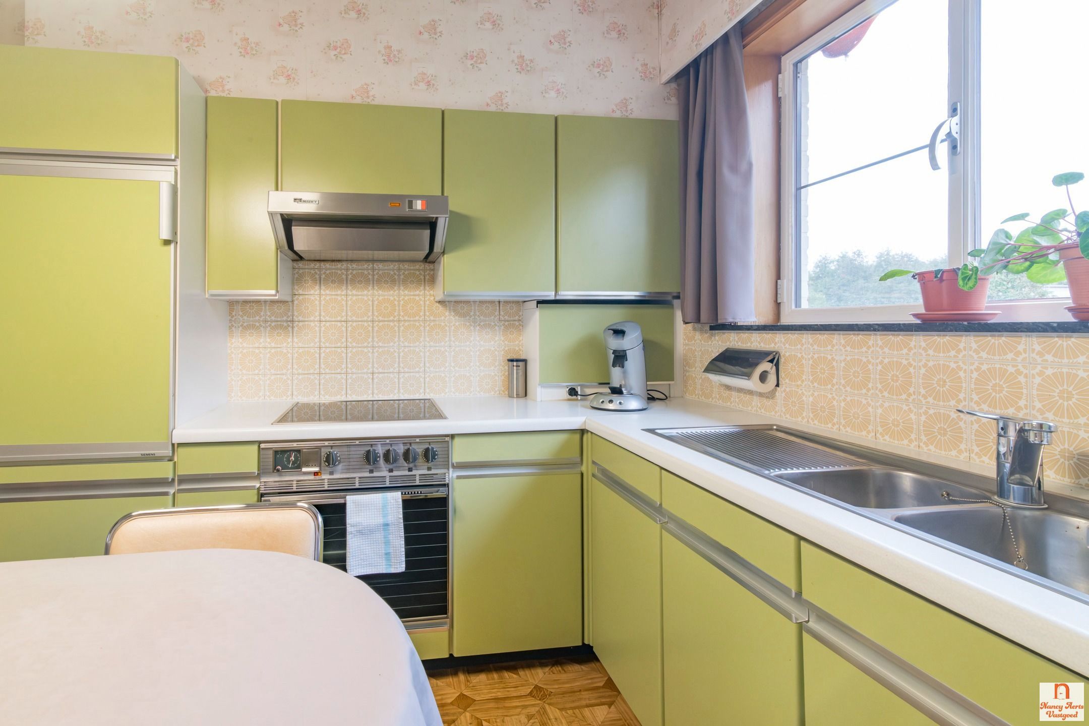 Sfeervolle thuis op een uitzonderlijke ligging in het groen foto 14