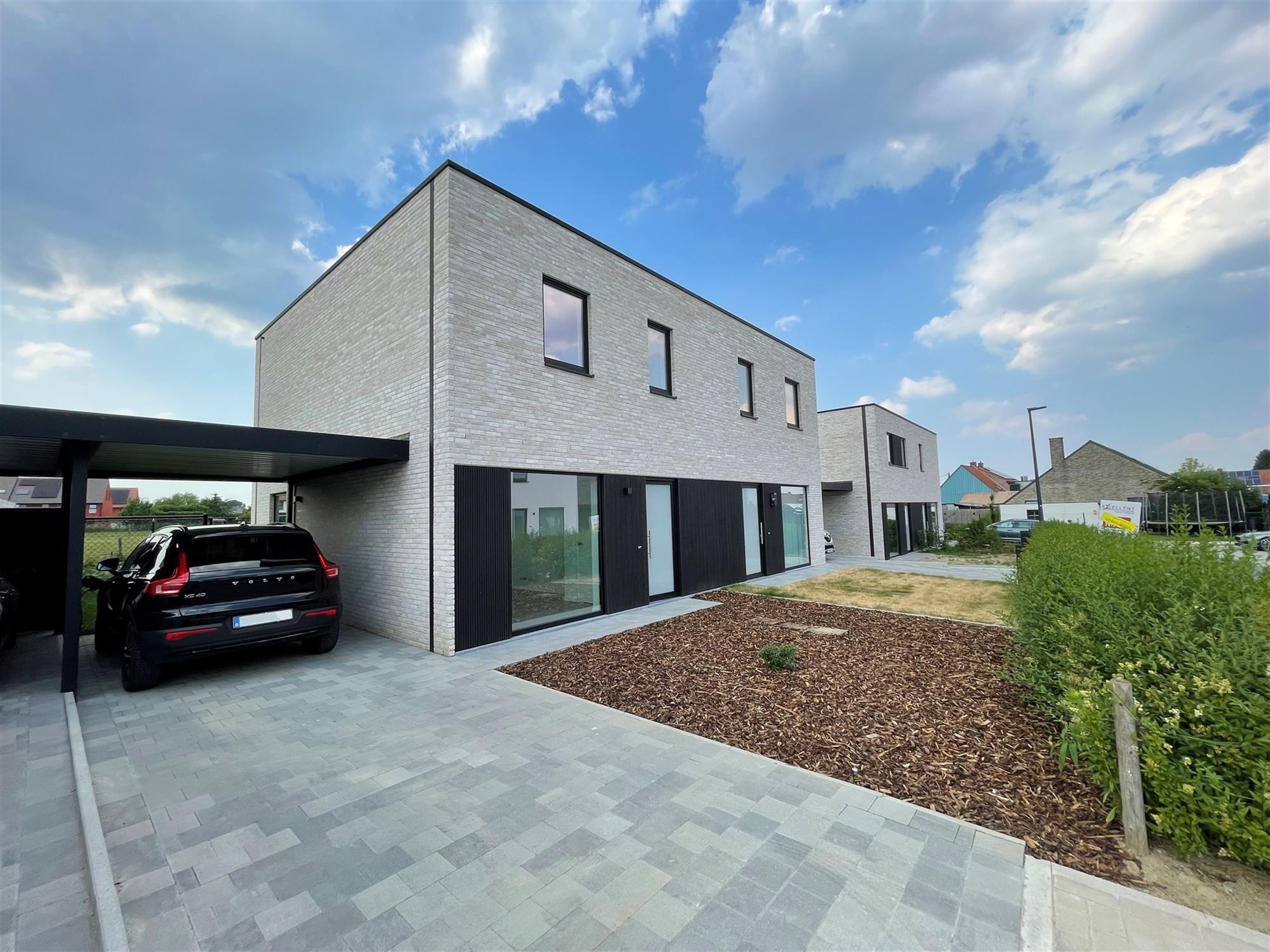 Nieuwbouwwoning te huur Zwevegem foto 2