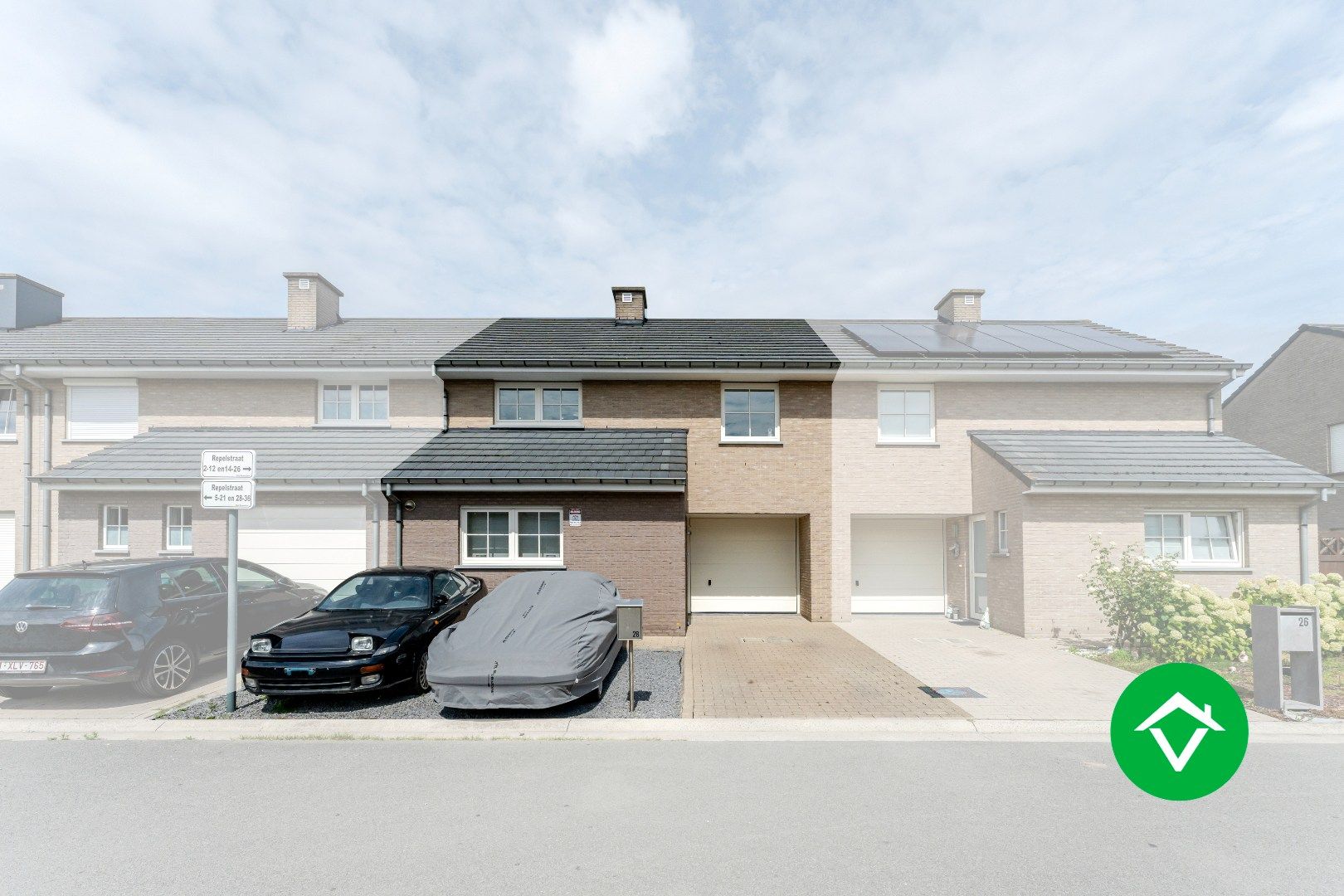 Instapklare nieuwbouwwoning met 3 slaapkamers, tuin en garage te Rumbeke!  foto {{pictureIndex}}