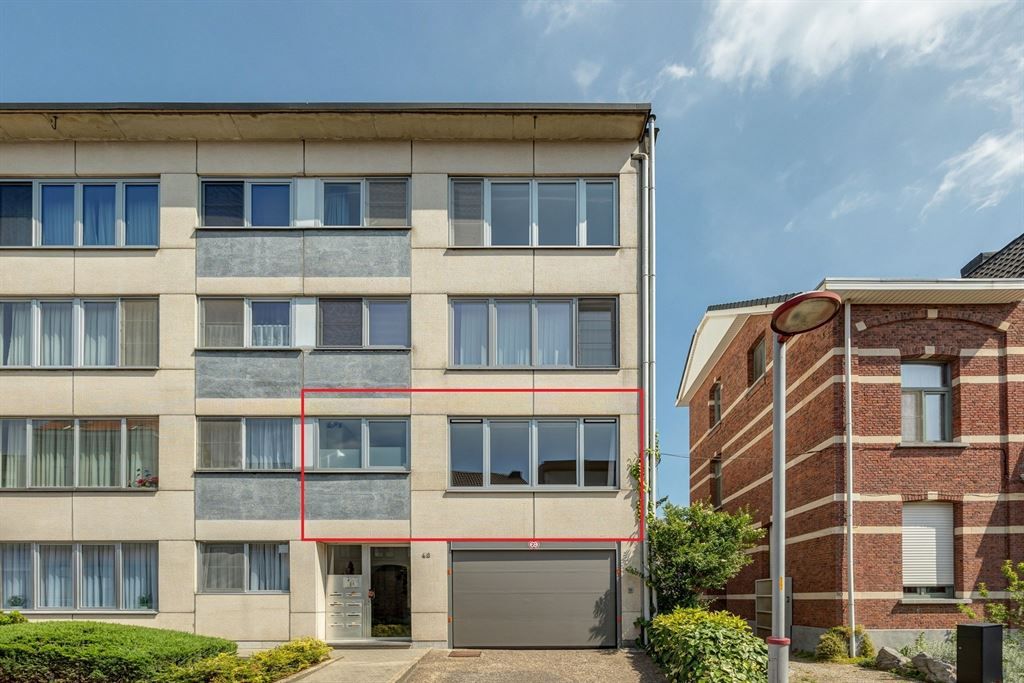 Lichtrijk instapklaar app met 2 slpks en terras  foto 18