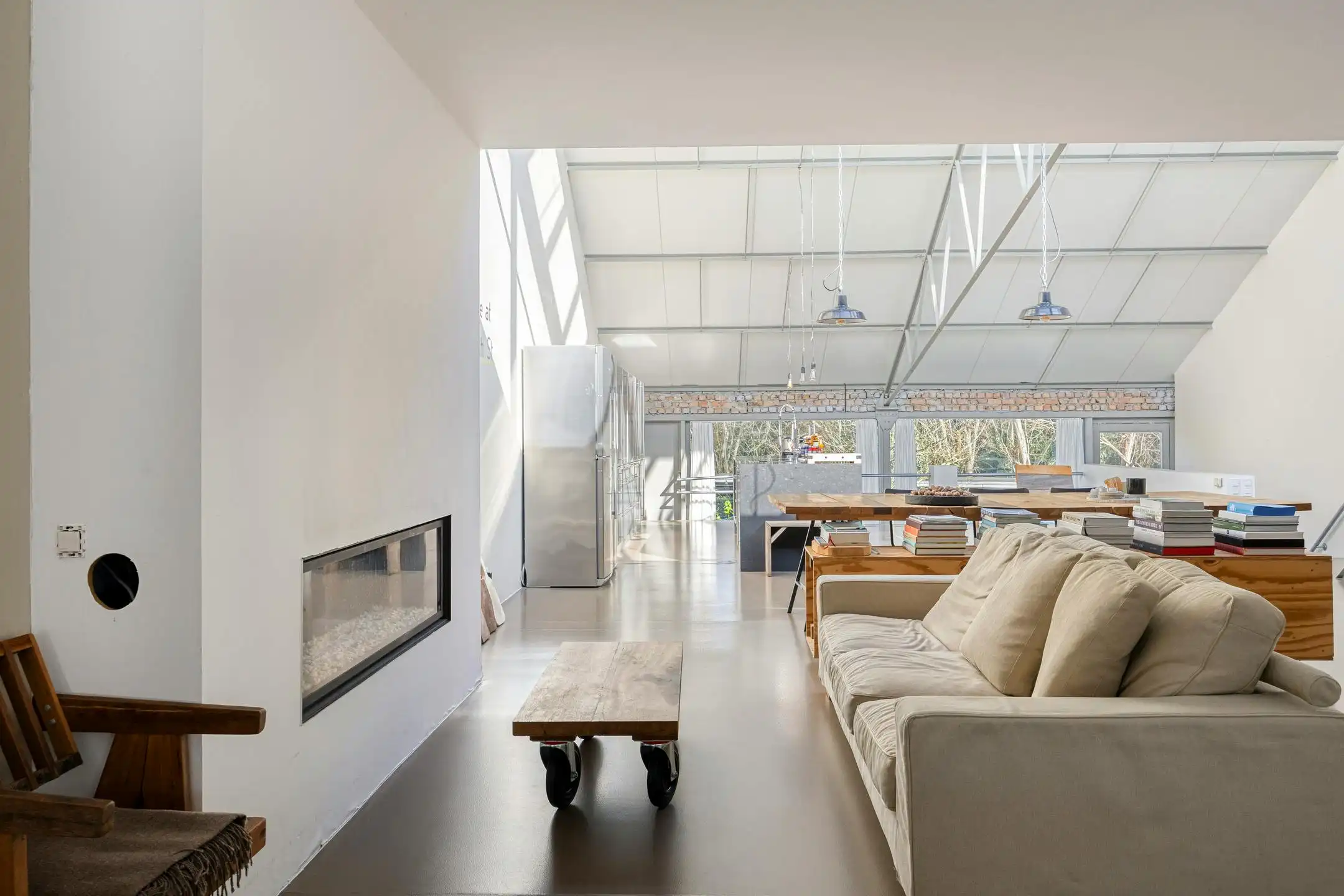 Unieke loft met binnentuin en parking te Sint-Kruis (Brugge) foto 6