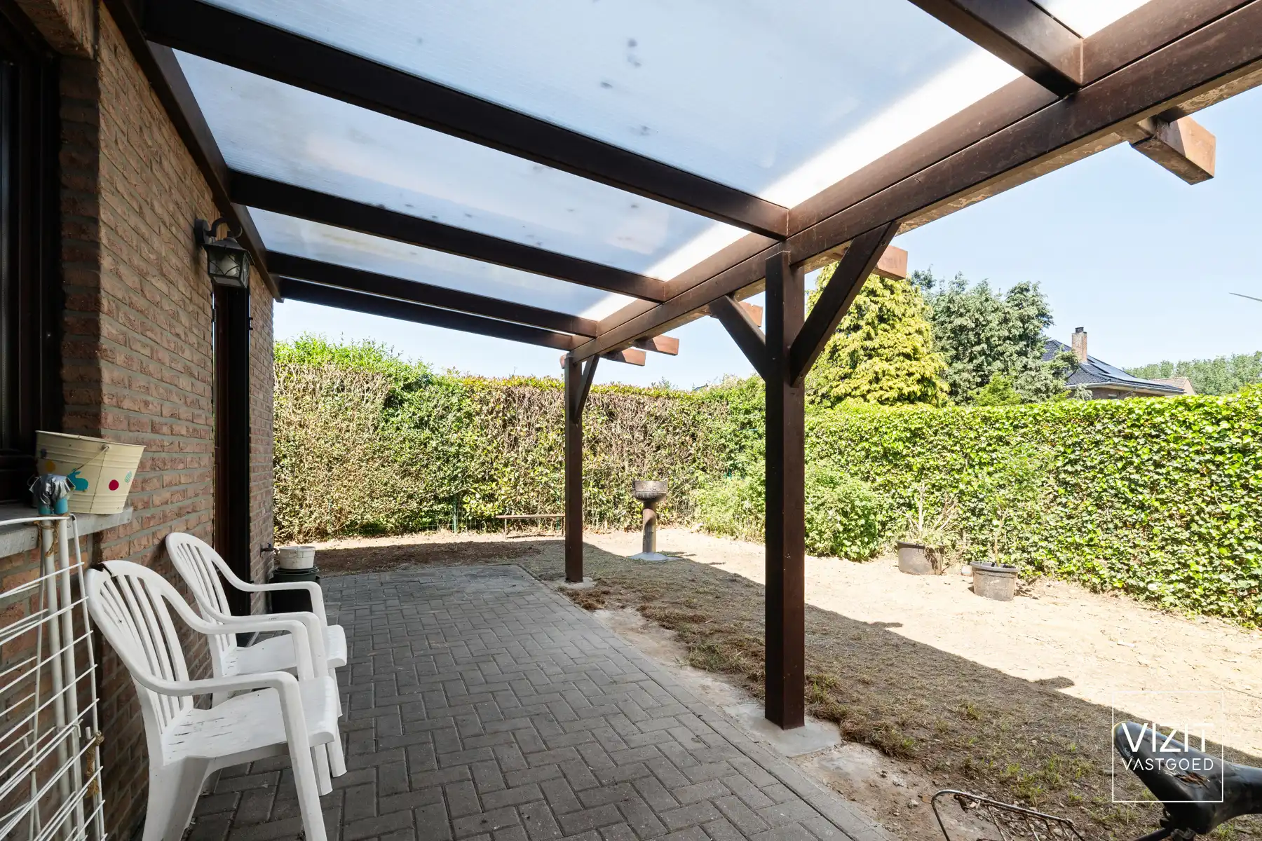 Strategisch gelegen halfopen woning in wijk “Witte Roos” foto 14
