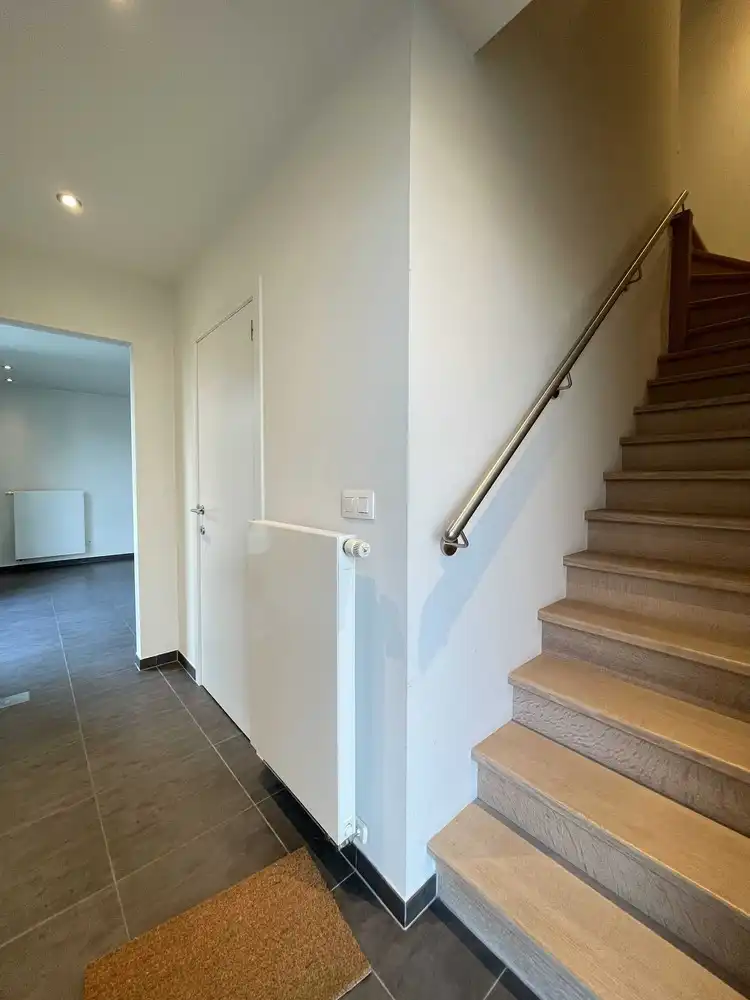 Recente gezinswoning vlakbij het centrum van Genk foto 13