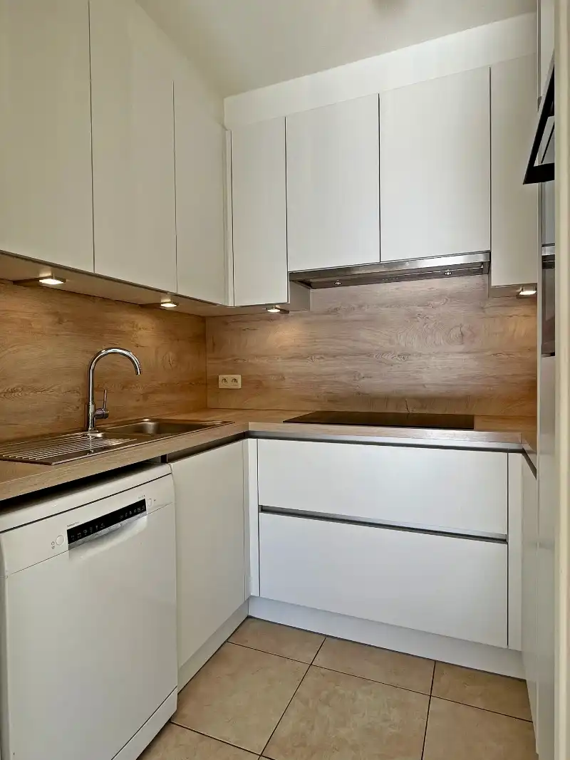 FEEL-GOOD Appartement aan de Zee met Garage foto 14