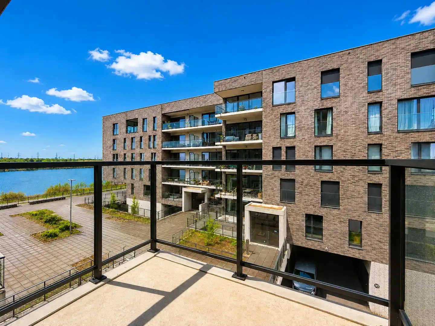 Te huur: ruim, luxueus appartement (95 m²) met prachtig uitzicht! foto 16