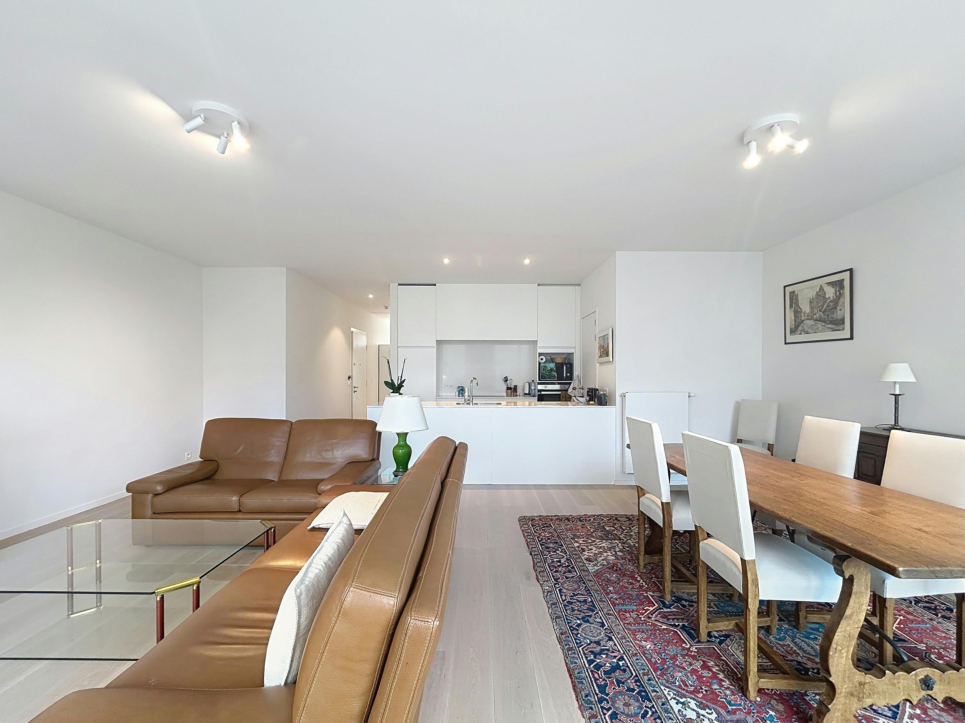 Nieuwbouwappartement te huur in hartje Kortrijk foto 2