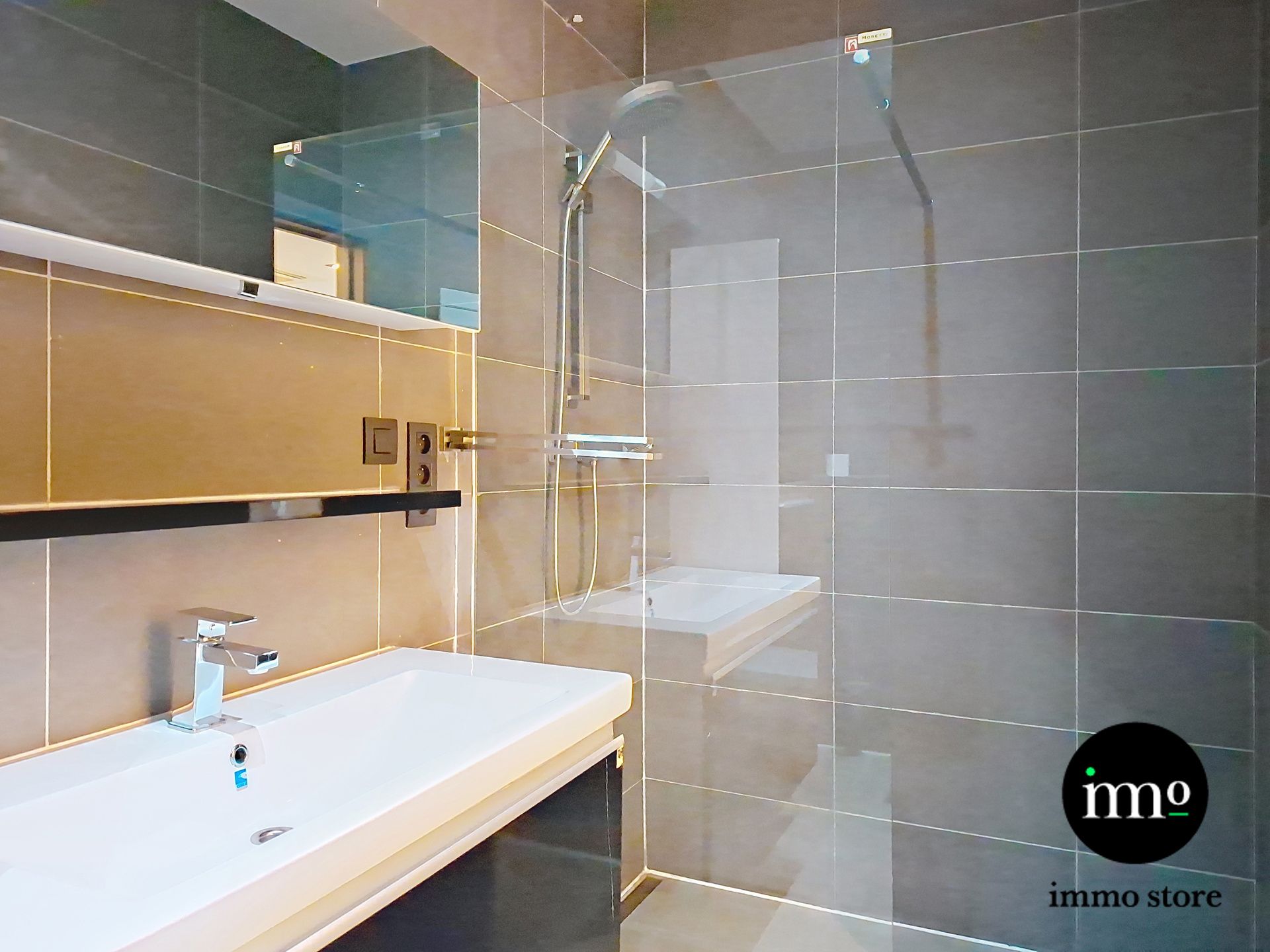 INSTAPKLARE TANDARTSENPRAKTIJK — GANSHOREN foto 22