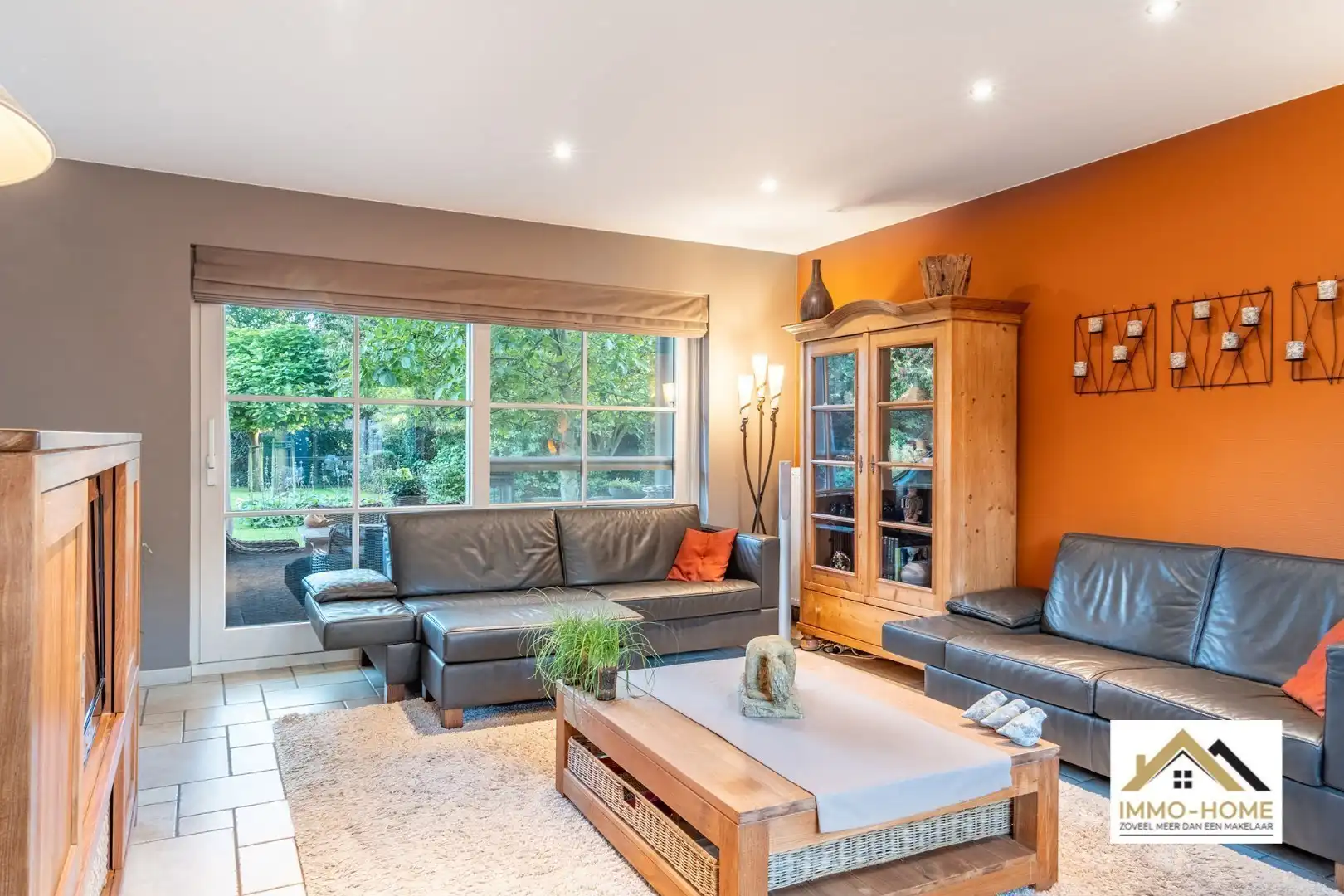 Prachtige woning met breed uitzicht op de tuin foto 12