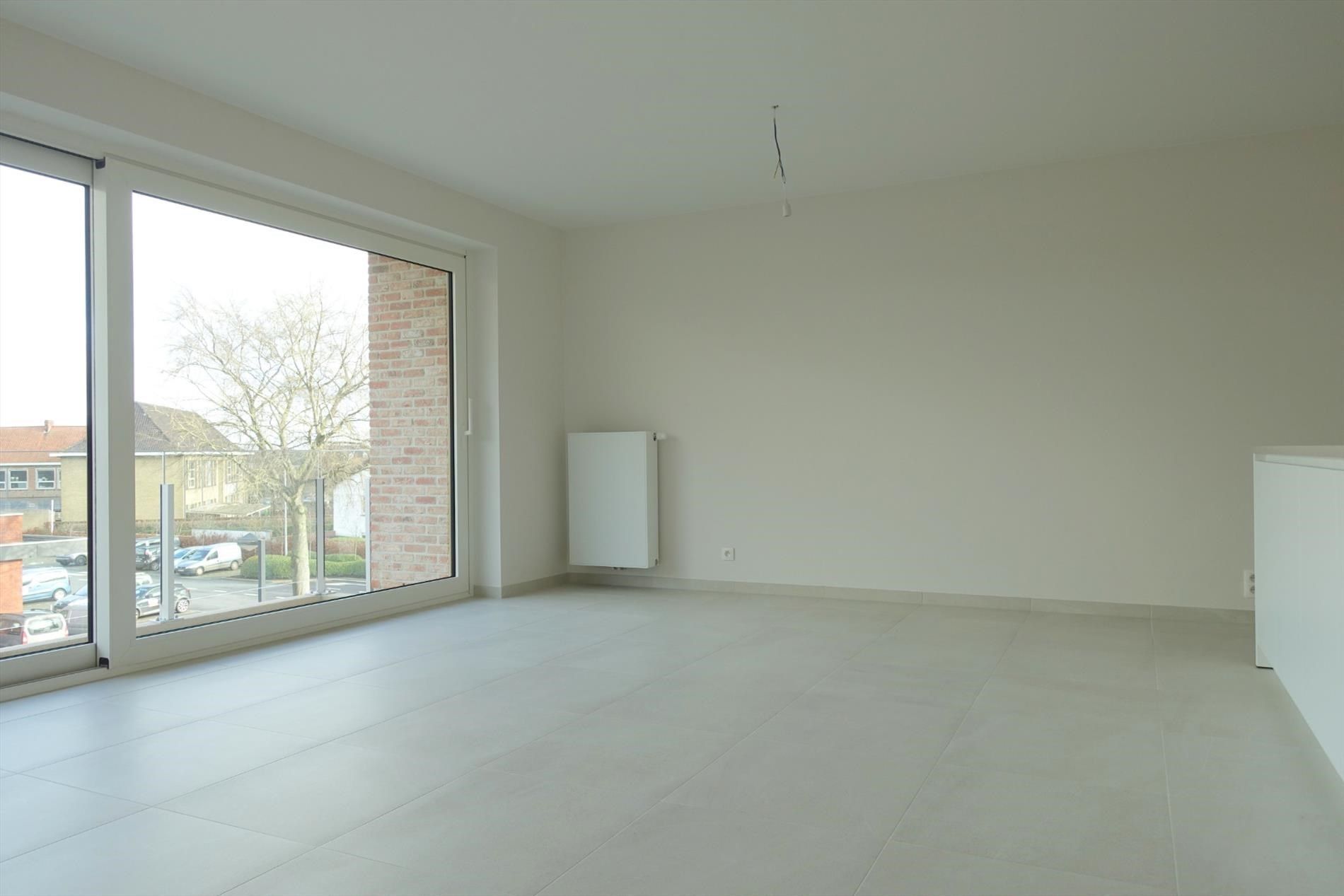 Prachtig nieuwbouwappartement met garage foto 2