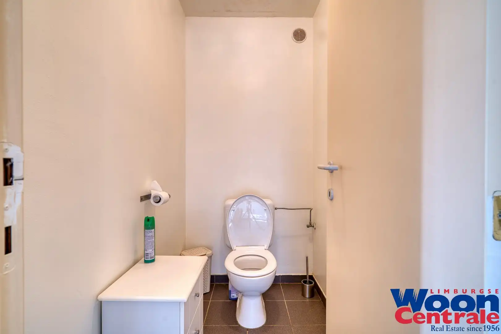 Instapklaar opbrengsteigendom of kangoeroewoning met twee ruime appartementen op perceel van 6a79ca foto 13