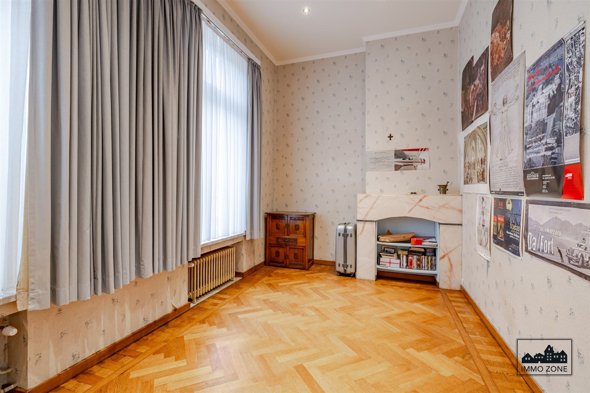 Herenhuis met dubbele garage op steenworp van Grote Markt foto 11