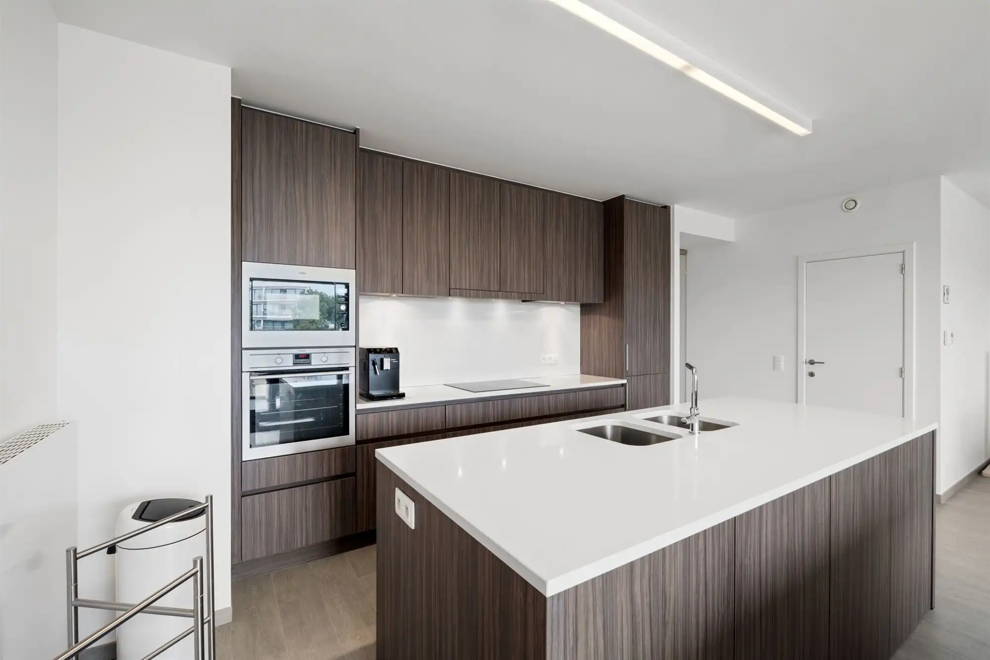 LICHTRIJK APPARTEMENT MET TWEE TERRASSEN foto 12