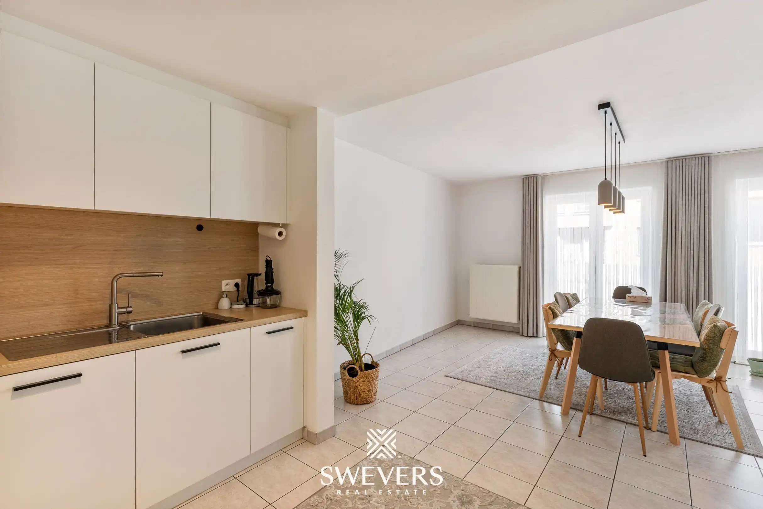 Gerenoveerd 2-slaapkamerappartement met ZW-terras vlak bij Hasselt centrum foto 15