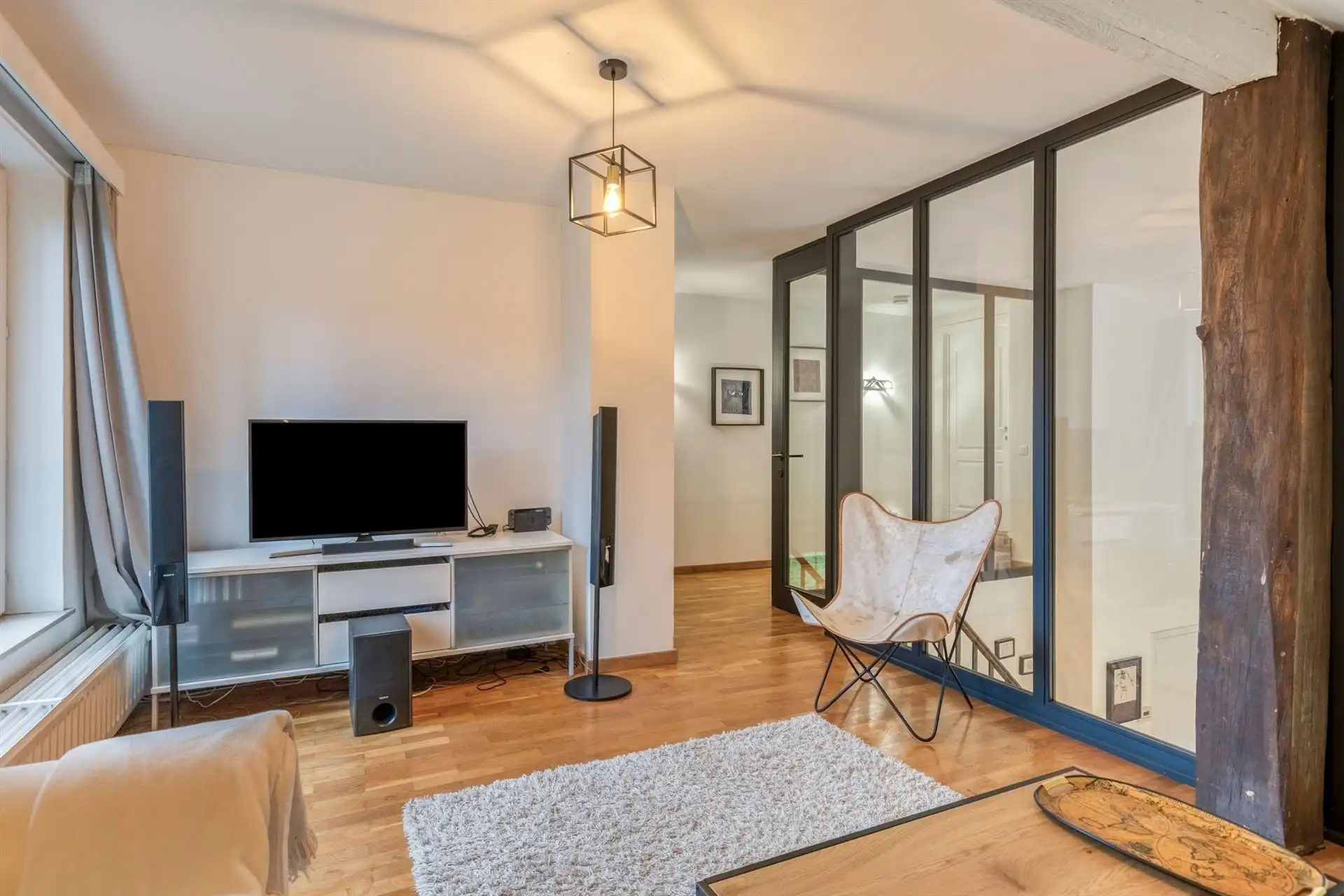 Volledig gerenoveerde hedendaagse villa ±487 m² in de Marnix wijk foto 30