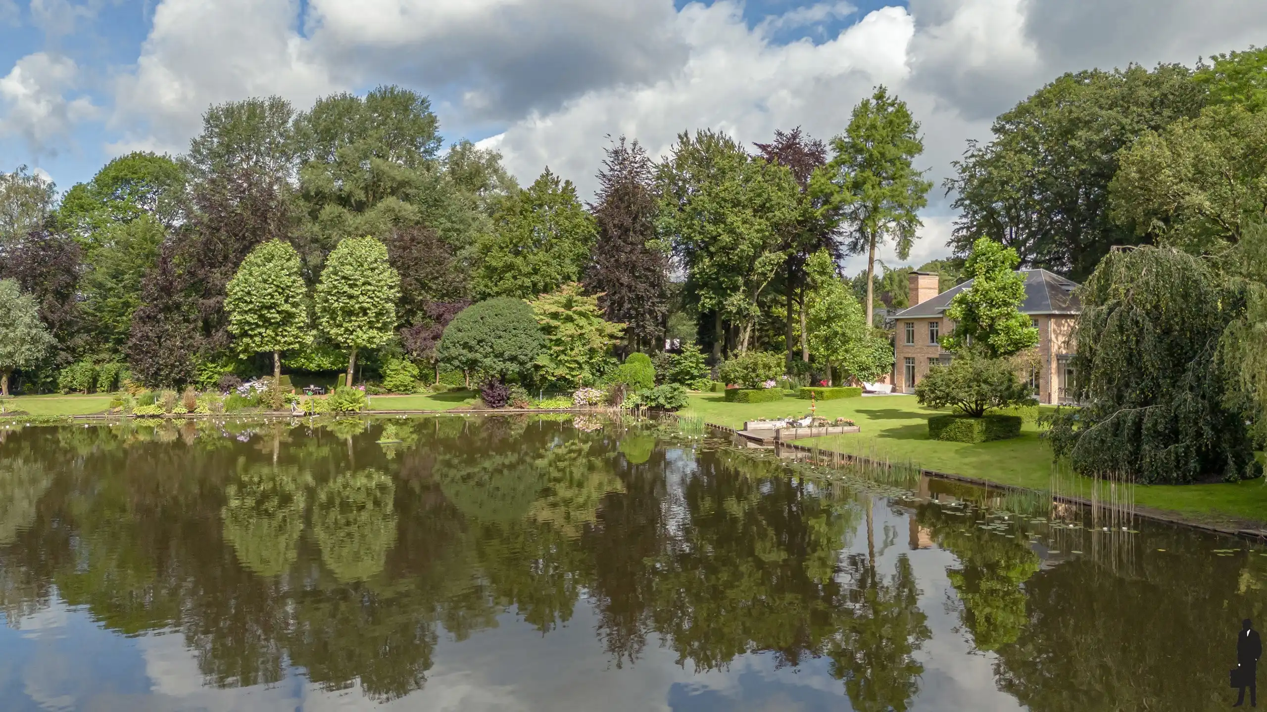 Unieke villa op een parkdomein van ca. 9.847 m²! foto 54