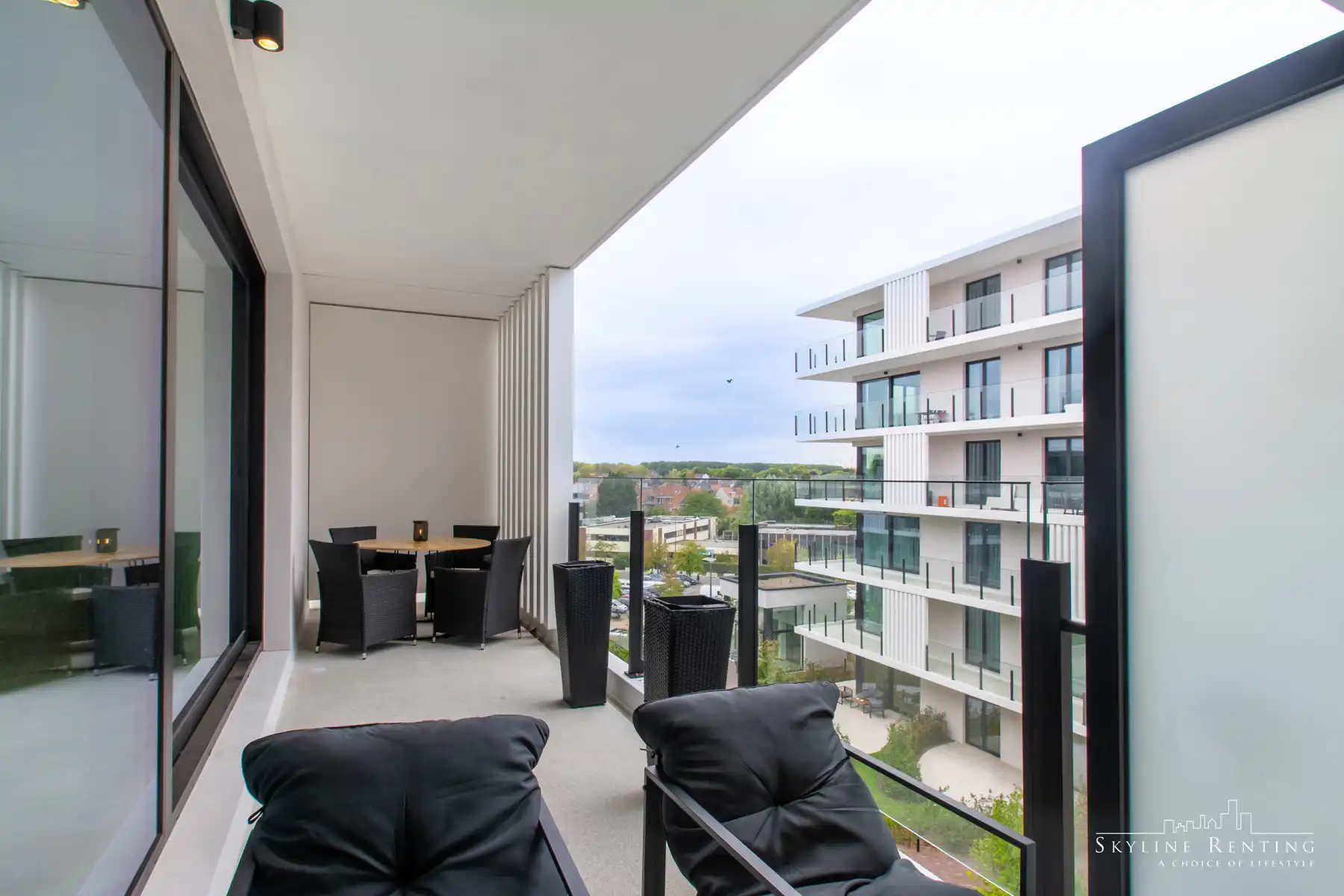 Prachtig 2 slaapkamer appartement met groot TERRAS foto 9