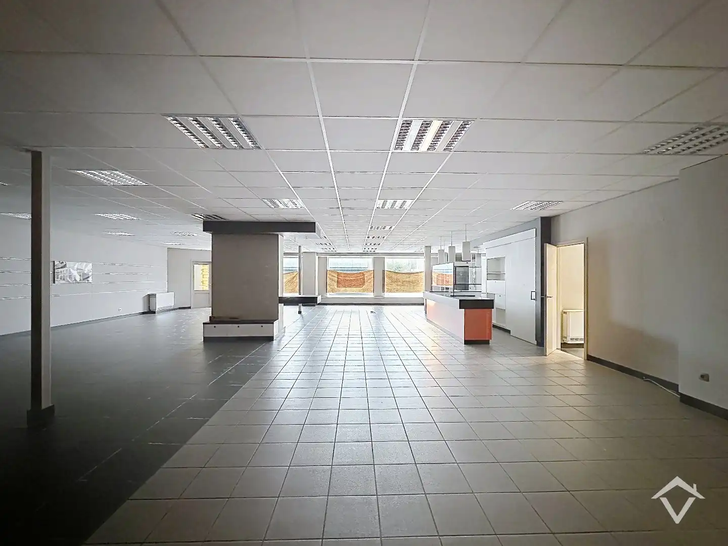 Handelspand met woonst op topligging in Gistel foto 10