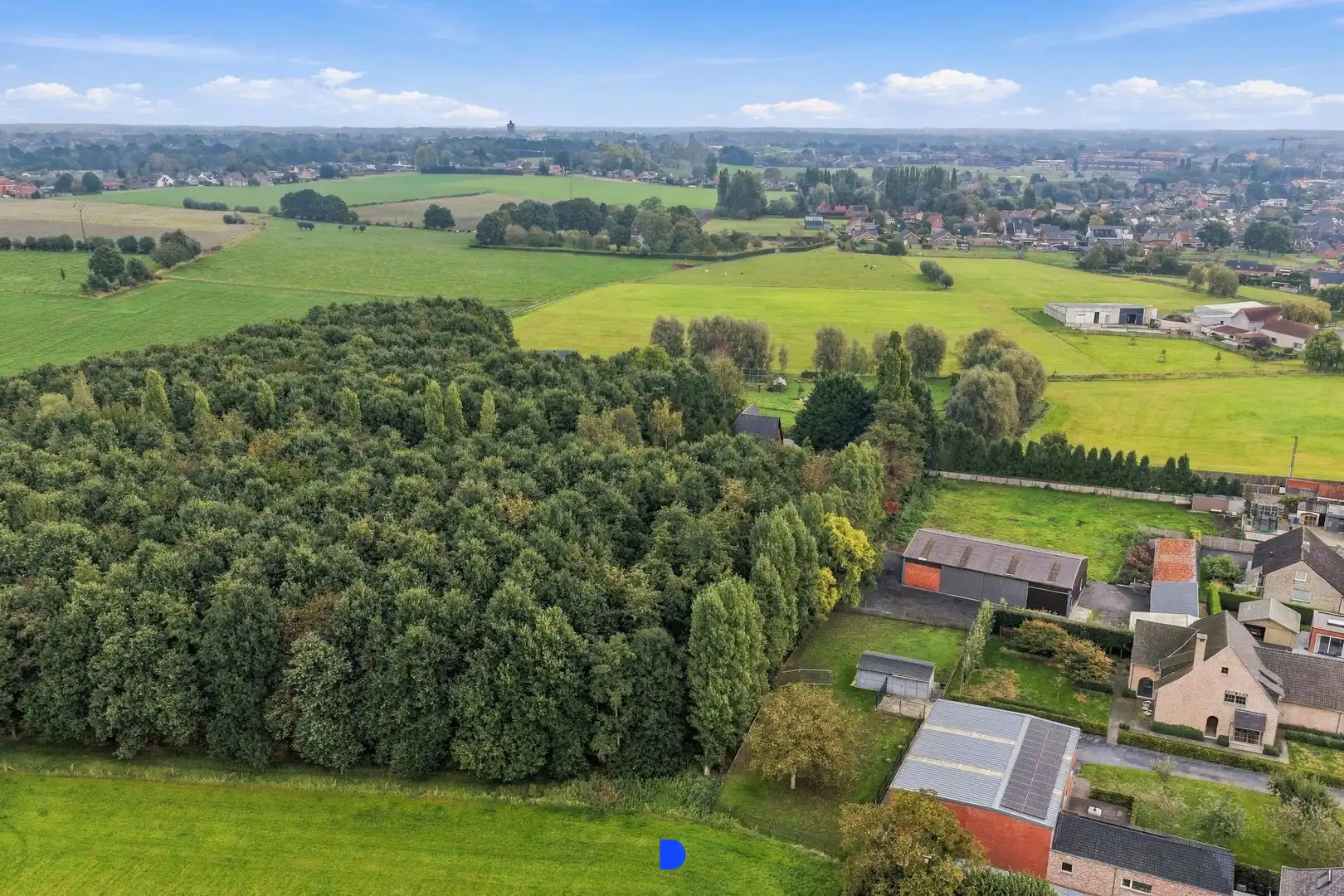 Bouwen in het groen. foto {{pictureIndex}}