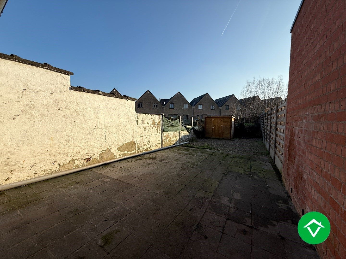 Op te frissen rijwoning met 3 slaapkamers en tuin in centrum Staden foto 7
