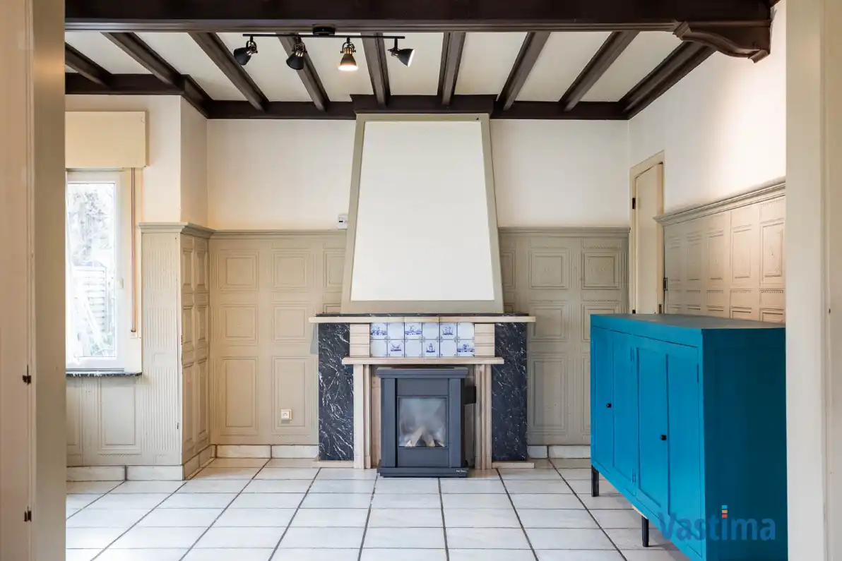 Te renoveren, halfopen woning met zuid gerichte tuin foto 6