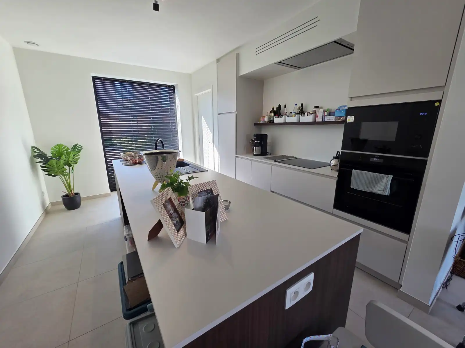 Instapklare recente woning met mooie tuin!!! foto 7