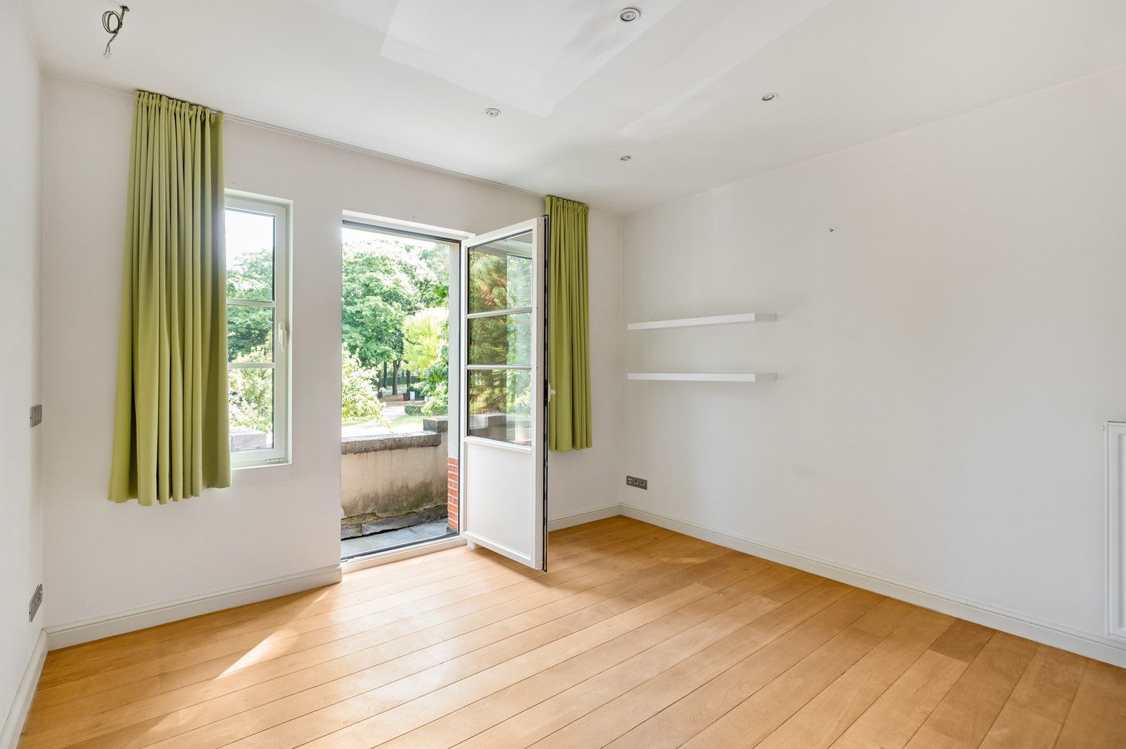 Charmante villa in gegeerde woonwijk Koningshof te Schoten foto 16