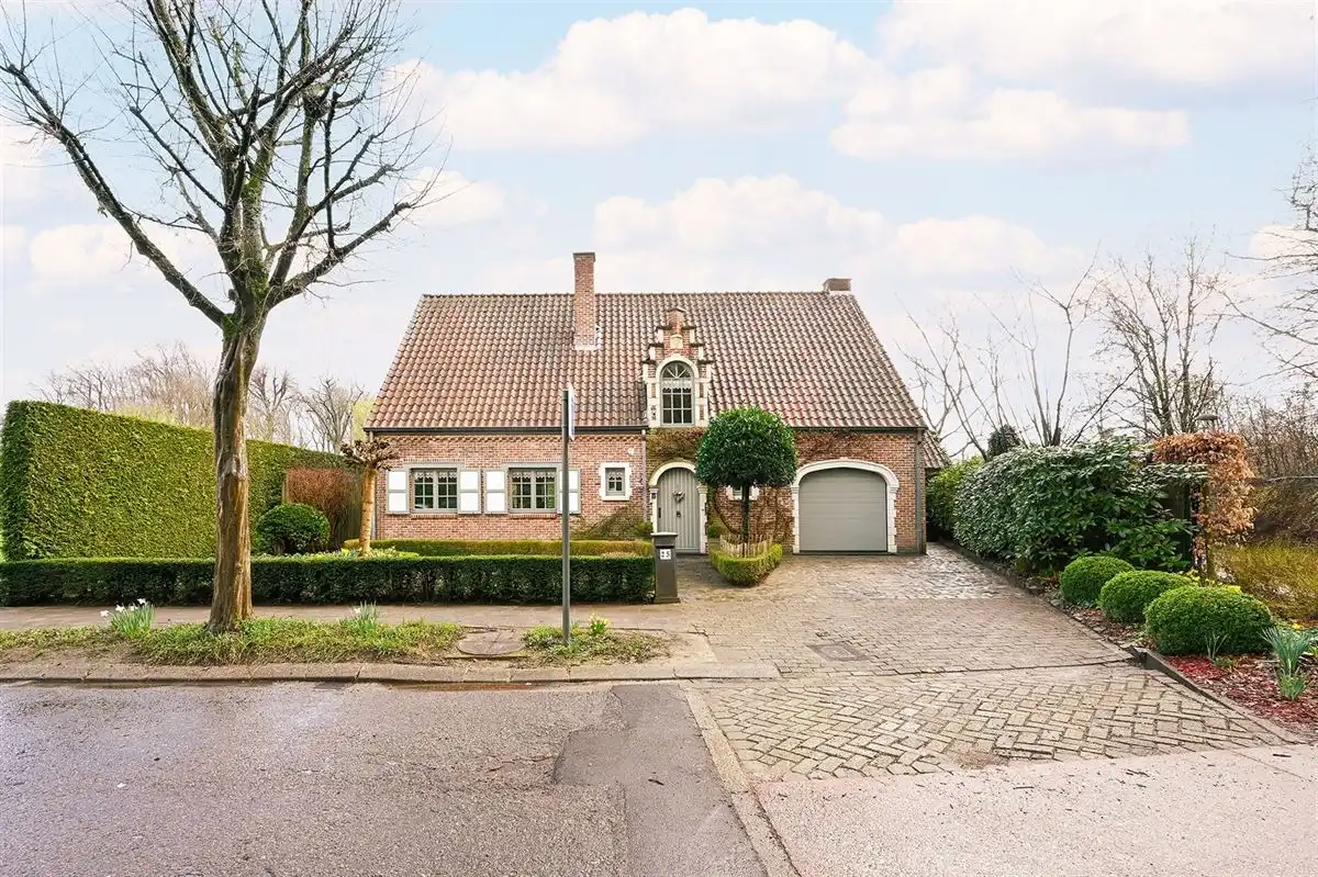 Instapklare villa met zwemvijver foto 4
