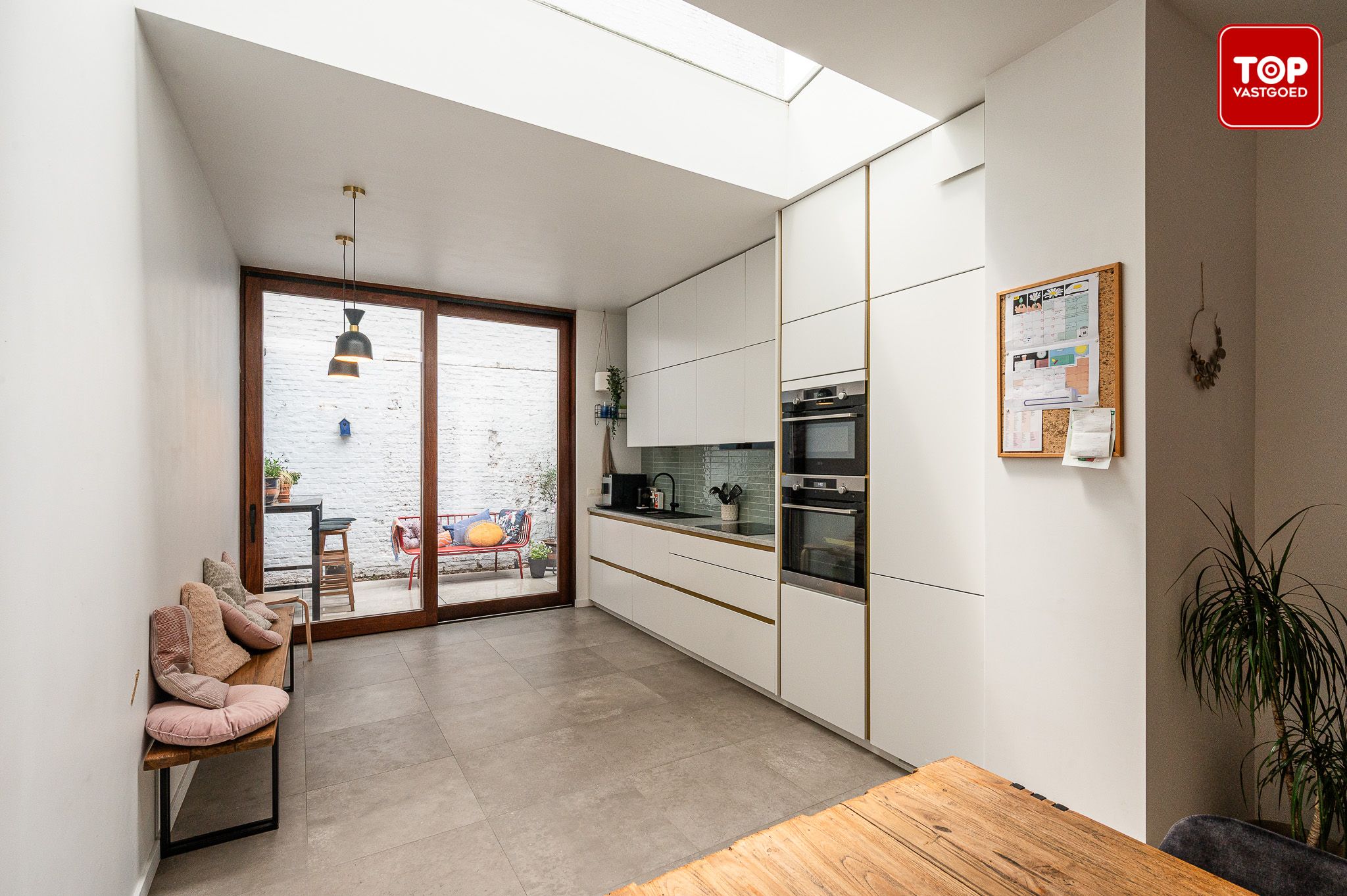 Instapklare woning met karakter, kwaliteitsvolle afwerking en gezellige stadskoer foto 8