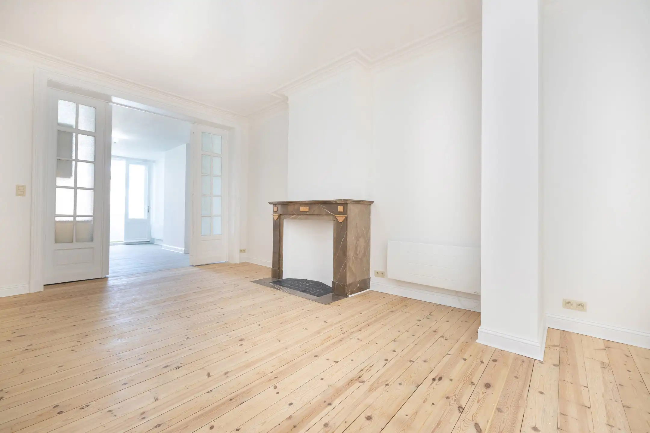 Volledig gerenoveerd appartement met 2 slaapkamers  foto 2