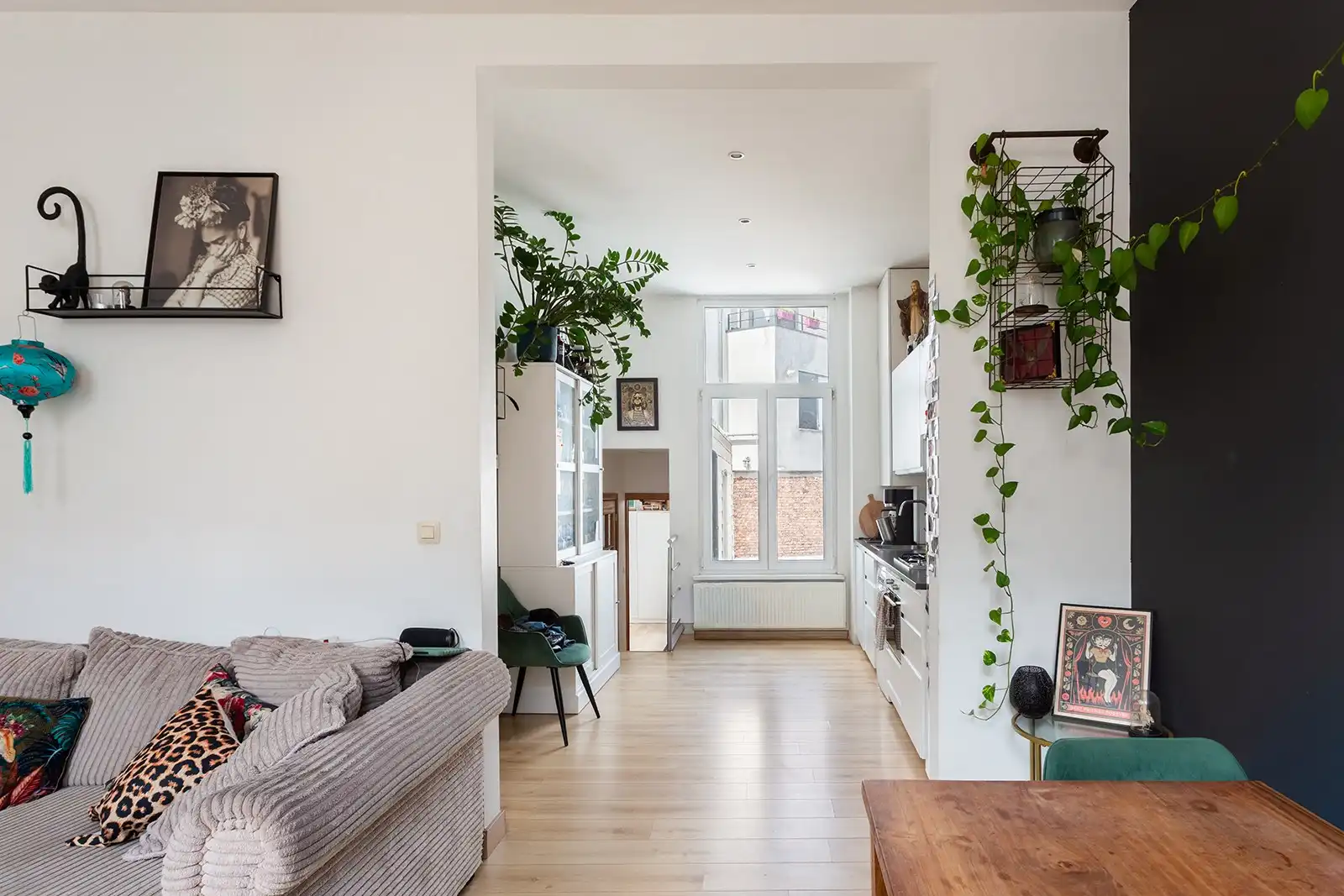 Karaktervolle woning aan de gezellige Troonplaats foto 16