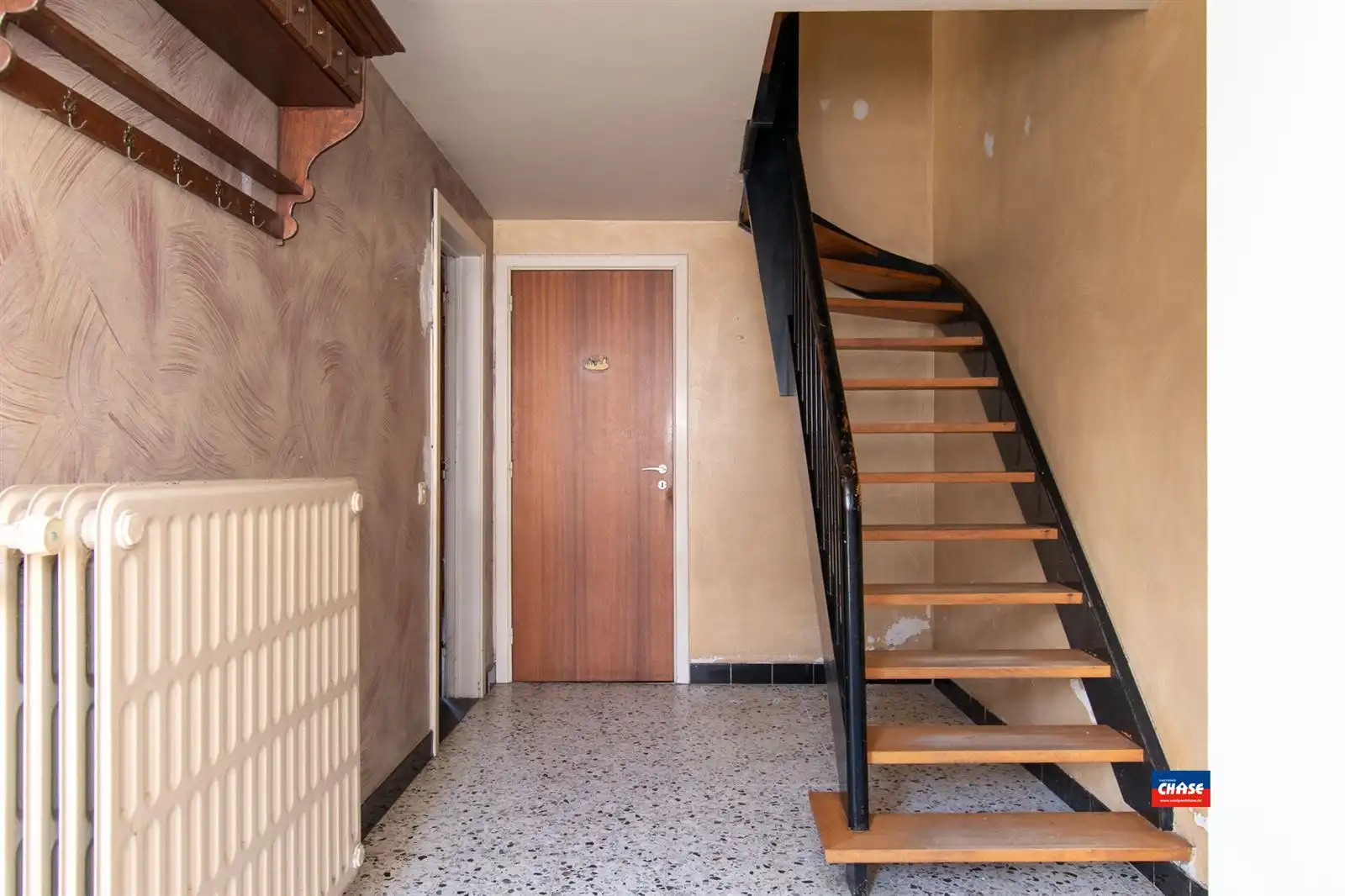 Op te frissen woning met 3 slpks + tuin foto 11