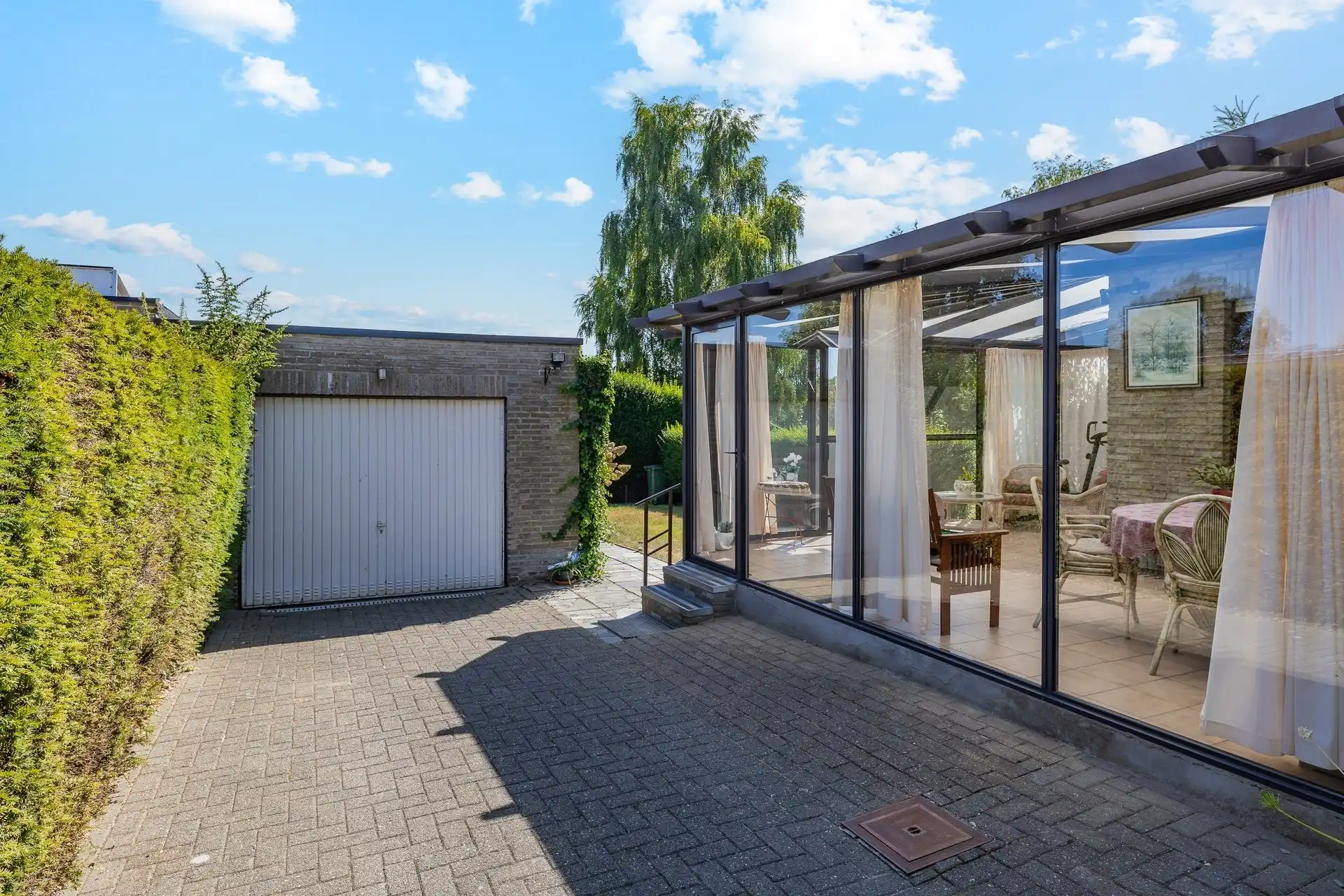 Statige woning met 3 slks, zuidgerichte tuin en veel parkeermogelijkheid foto 20