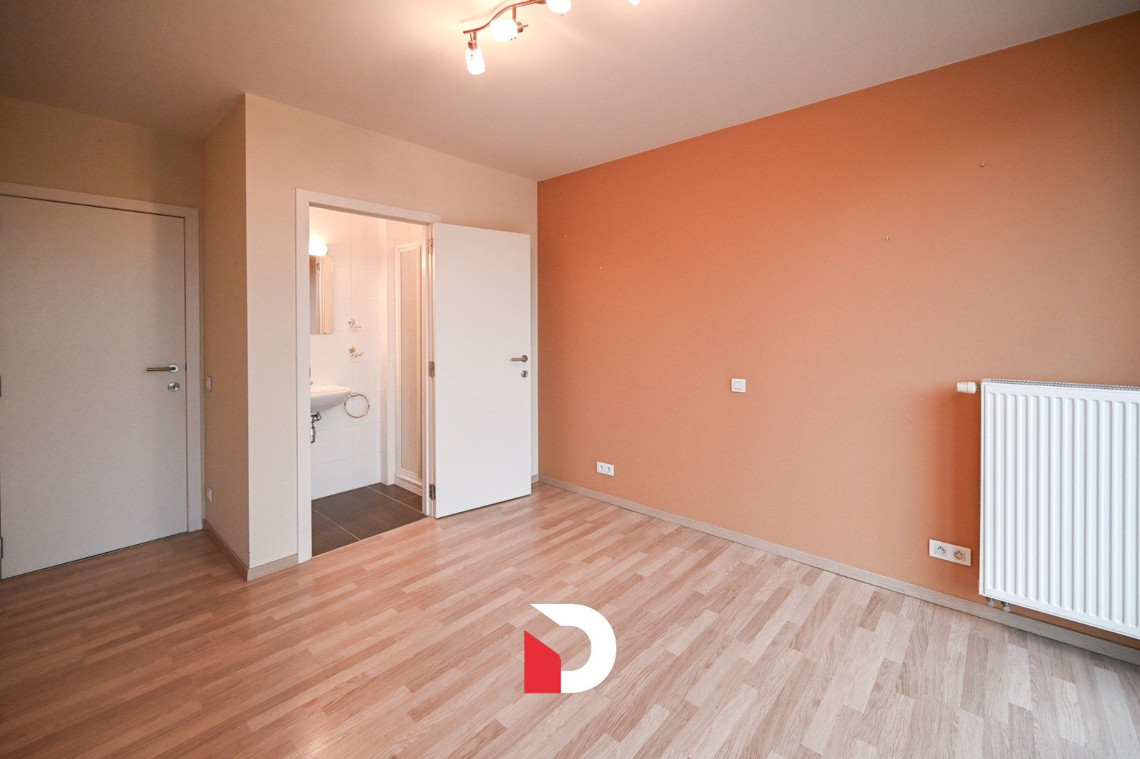 Lichtrijk 3-kamerappartement met frontaal zicht op het water foto 7