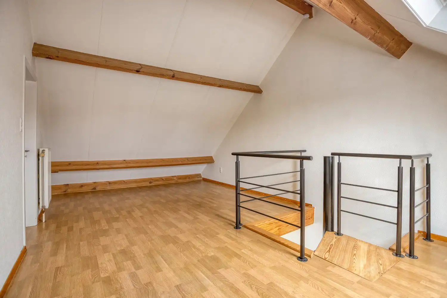 Ruime duplex met 3 slaapkamers  en garage te huur in het hart van Gellik, Lanaken foto 21