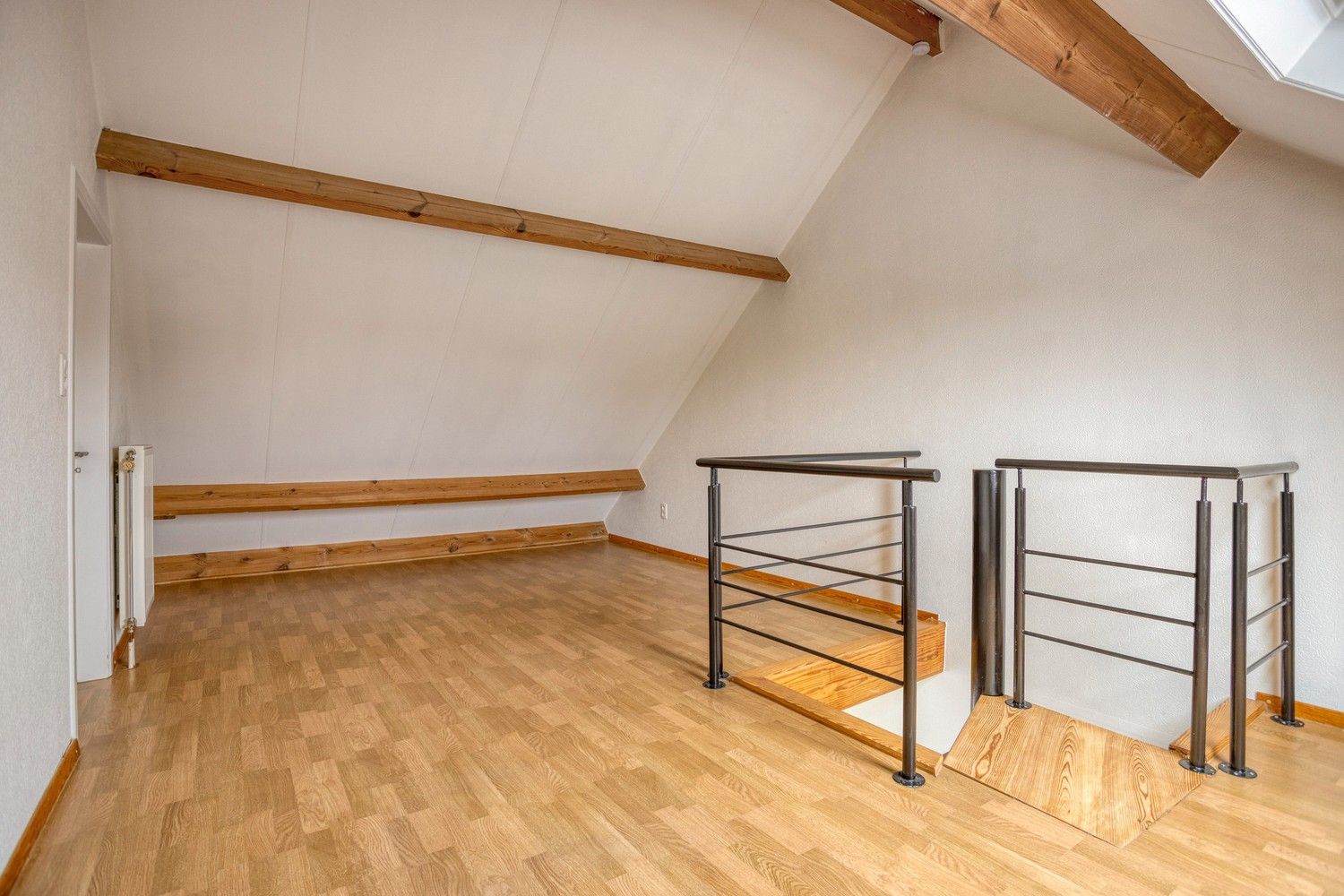 Ruime duplex met 3 slaapkamers  en garage te huur in het hart van Gellik, Lanaken foto 22