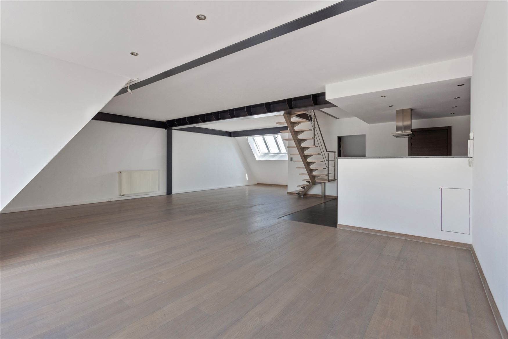Modern duplexappartement foto {{pictureIndex}}